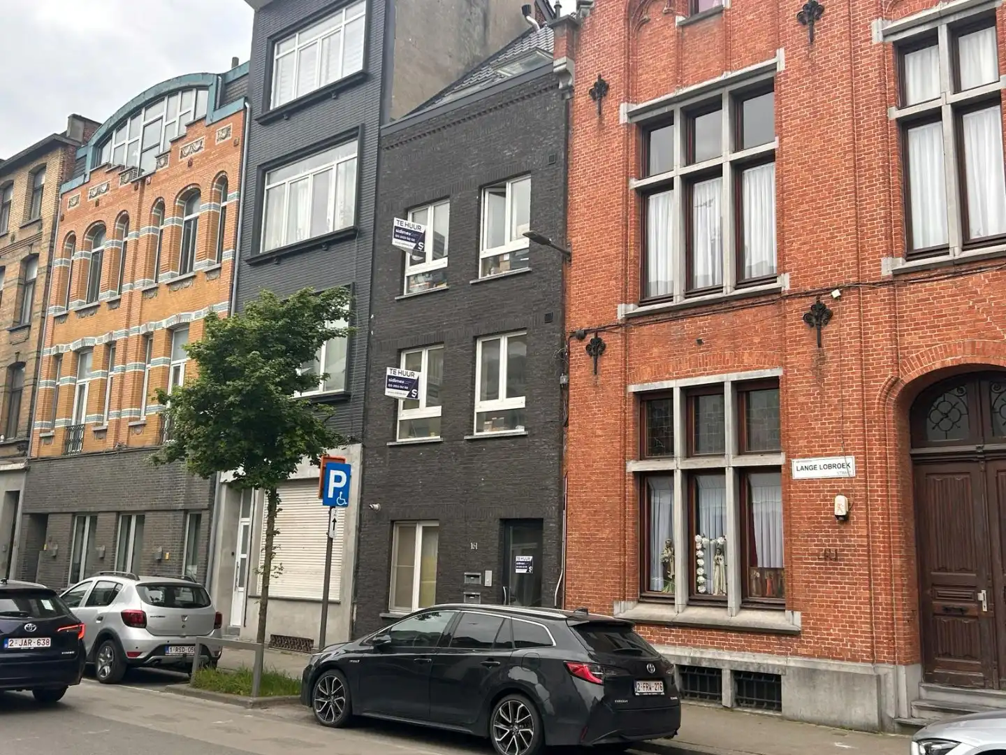 Te huur volledig gerenoveerd duplex 2-slaapkamerappartement foto 7