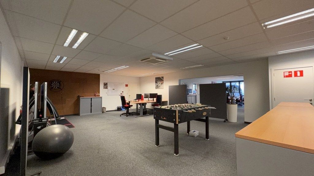 Gelijkvloerse kantoren te koop langs Singel in Antwerpen foto 17