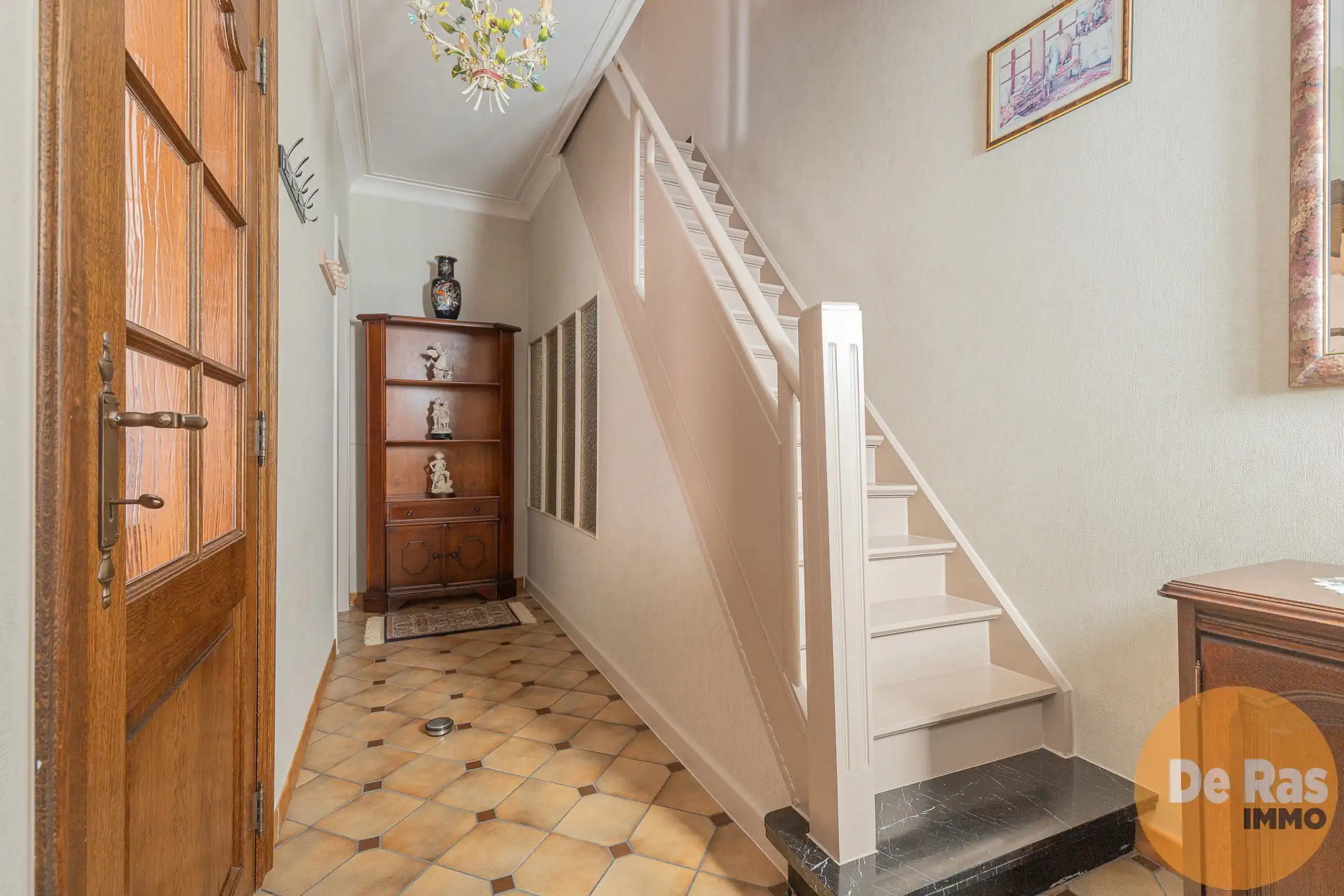 LEDE- Stevige halfopen bebouwing pal in centrum! foto 14