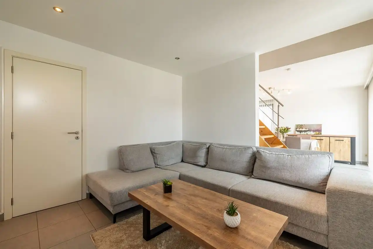 Gezellige duplex met twee slaapkamers nabij station foto 10