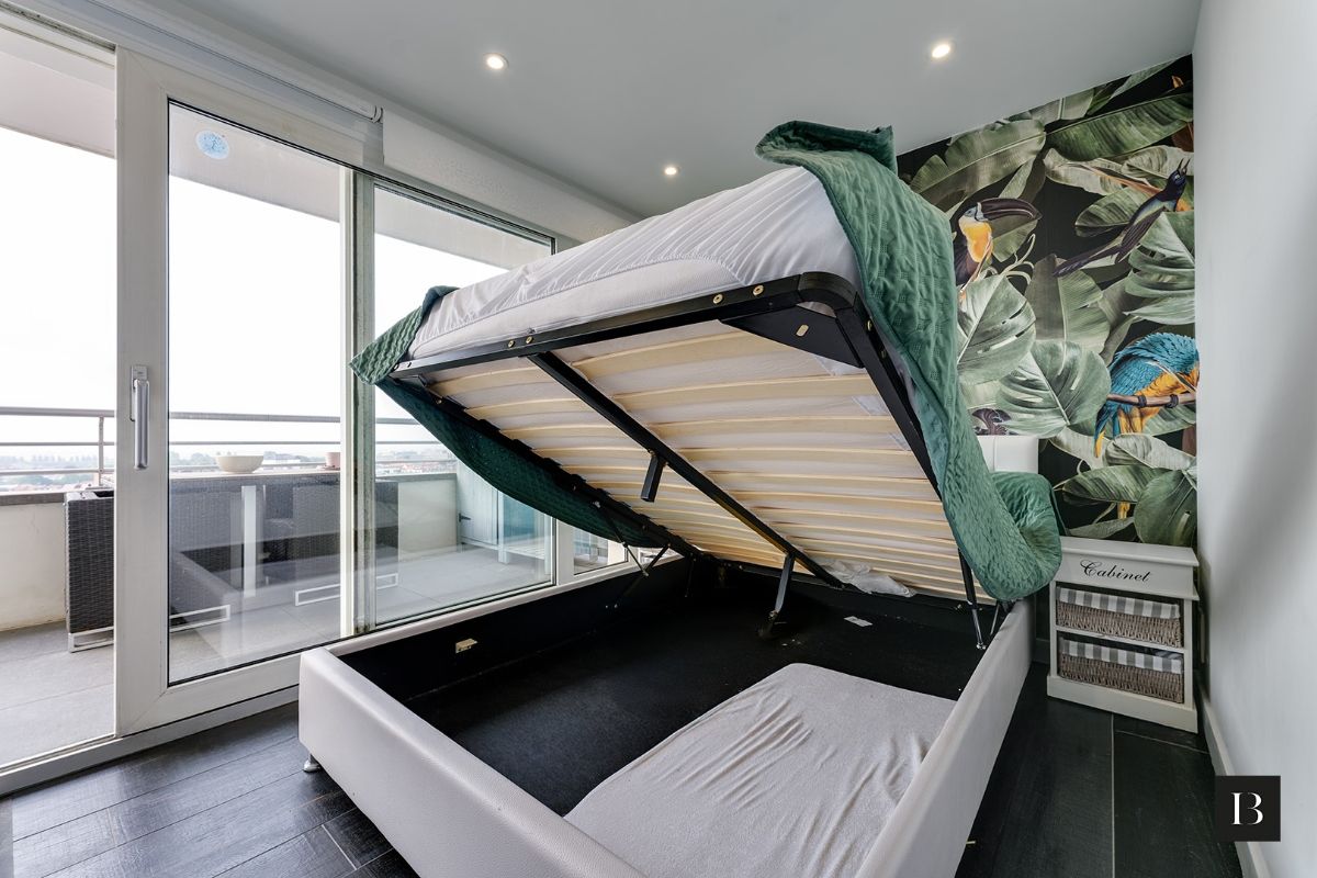 Prachtig penthouse op de zeedijk te Blankenberge foto 15