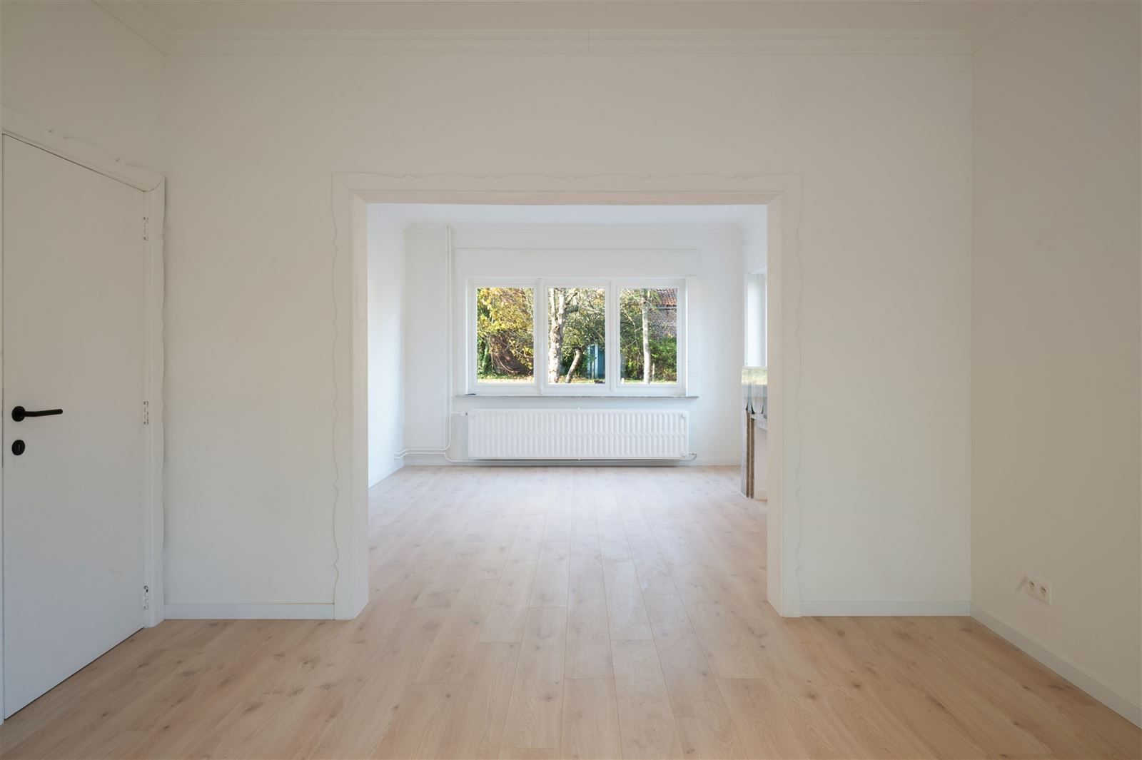 Gerenoveerde 3gevel woning met 4 slaapkamers foto 6