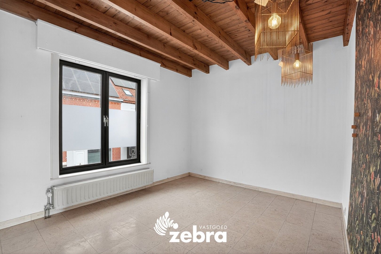 Zeer ruime woning met inpandige garage te koop in Staden! foto 19