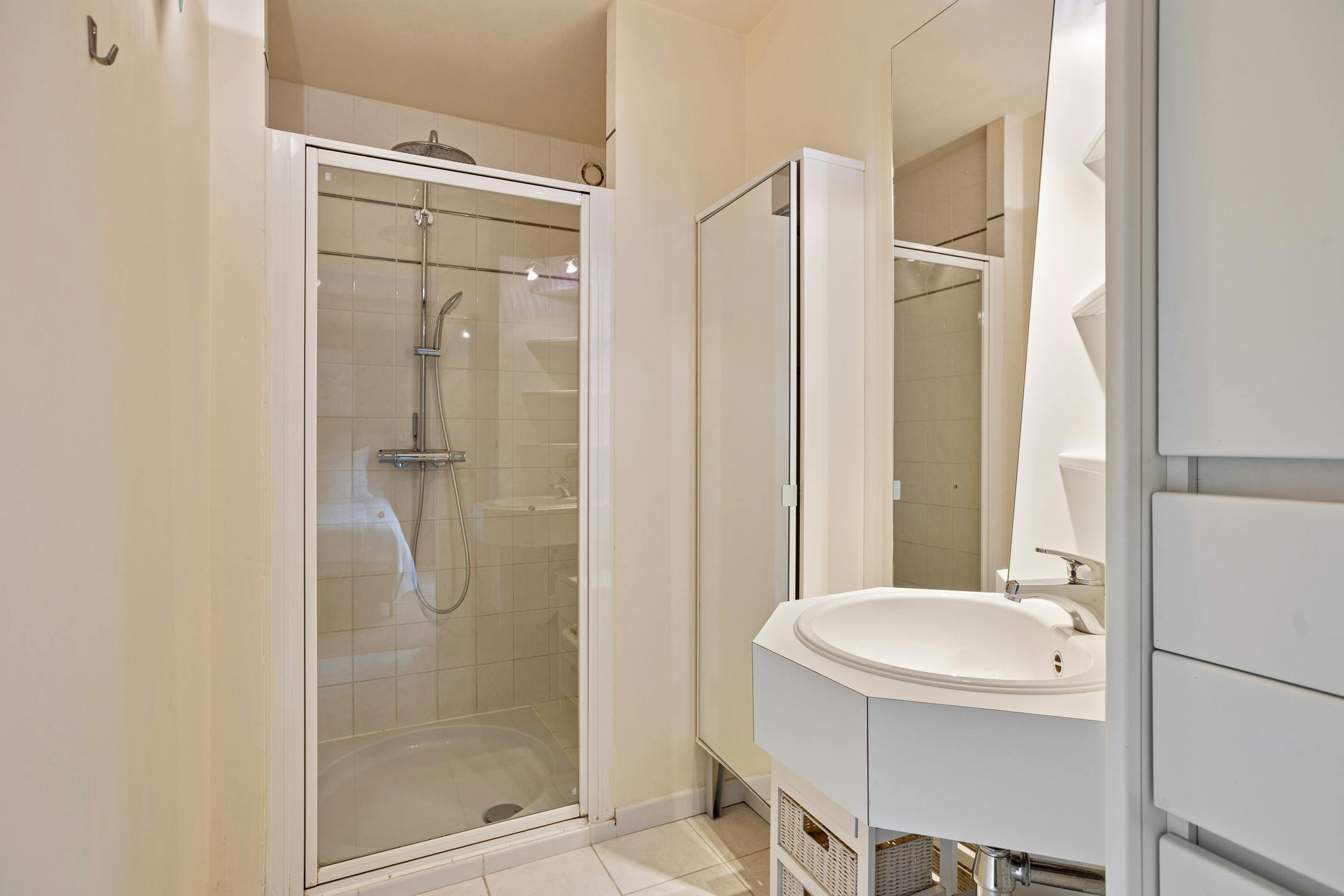 Twee penthouses met ruime terrassen en garage in De Panne foto 19