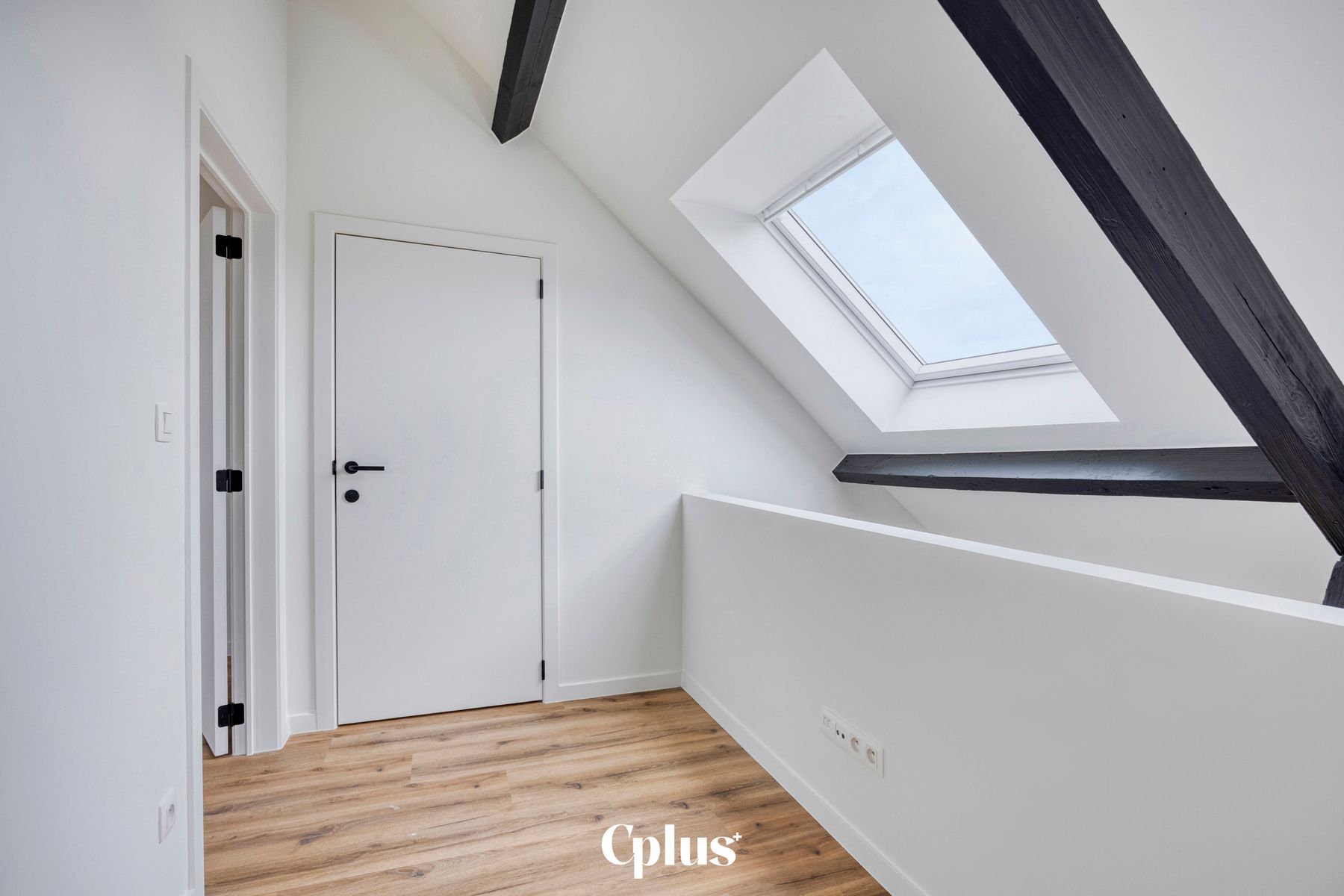 Energiezuinig en gerenoveerde duplex - te huur foto 6