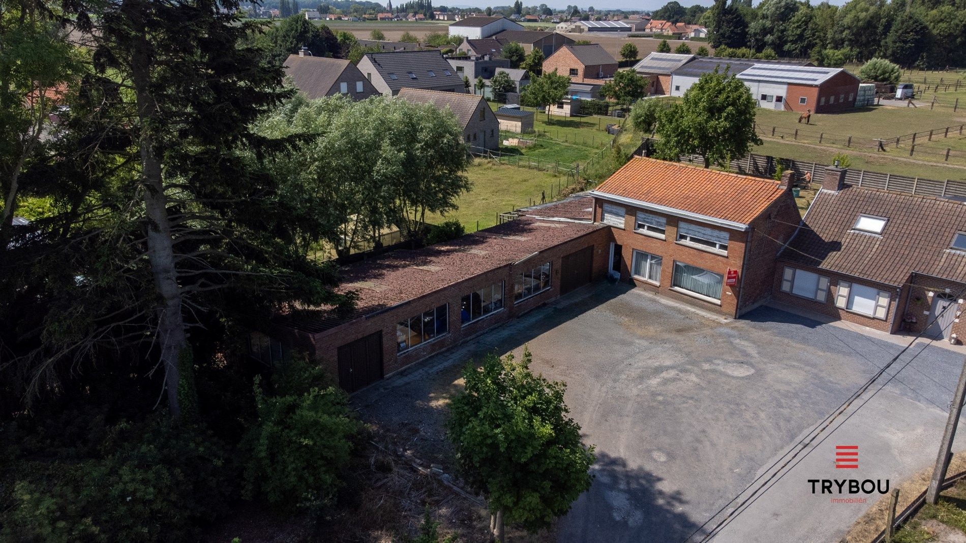 Woning met magazijn op 1203 m² – veel potentieel foto 2