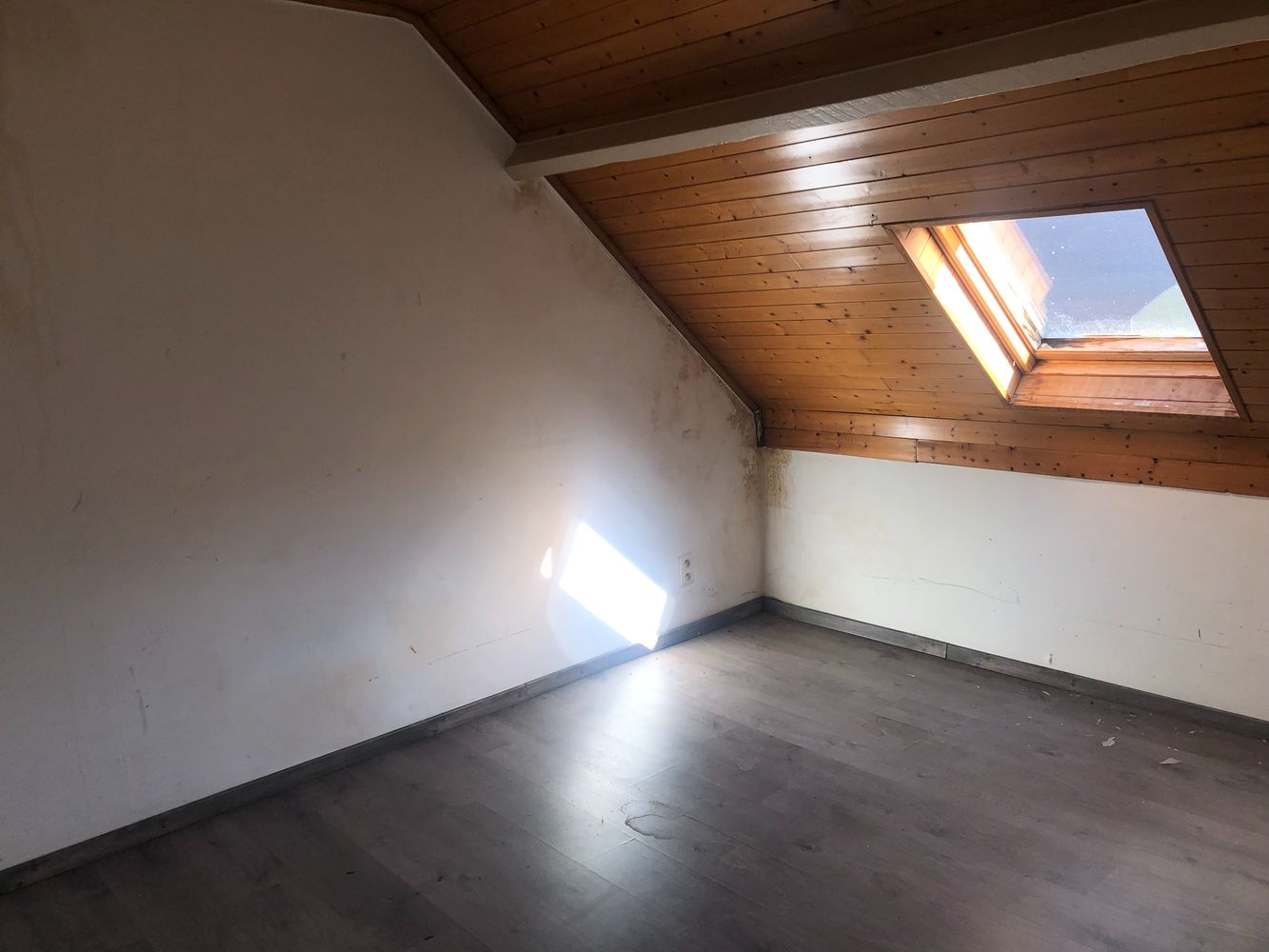 Te renoveren rijwoning te Eeklo foto 10