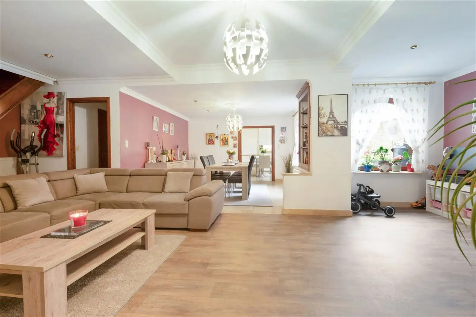 Ruim herenhuis in hartje Aalst foto 2