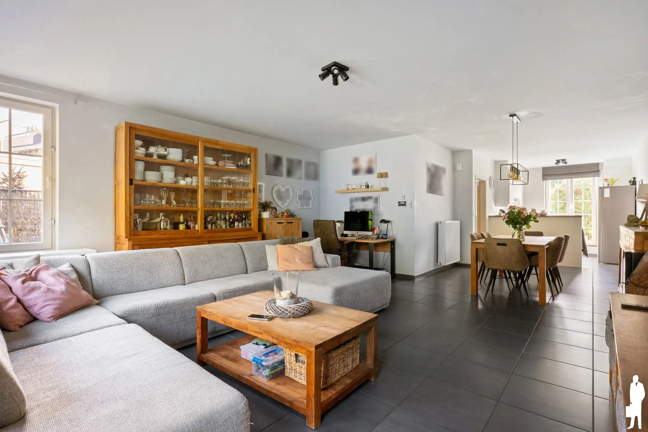 Ruime HOB met 4 slpk en prachtige tuin op toplocatie in Hove foto 12