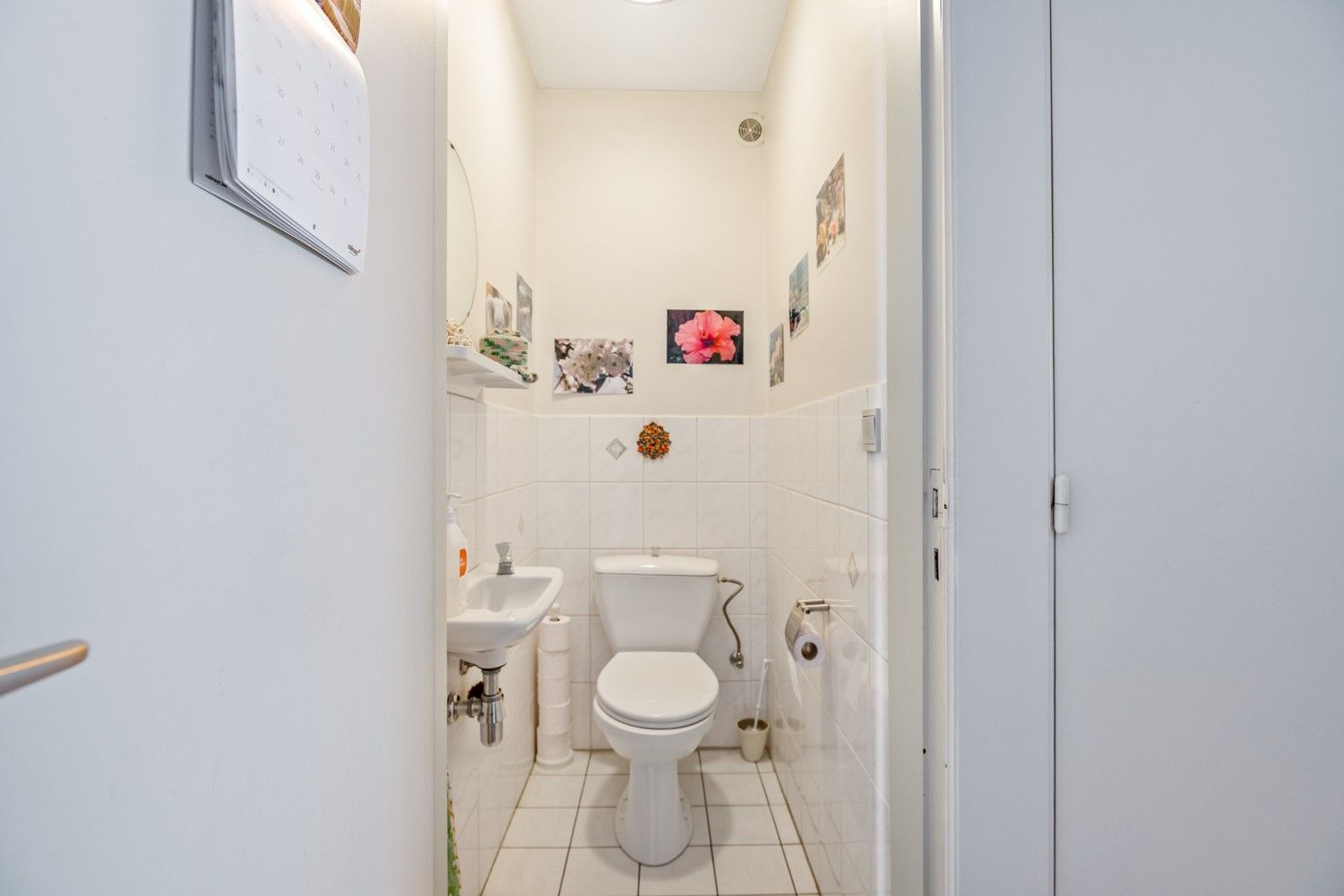 Ruim appartement met autostaanplaats in het centrum van Merksem! foto 9