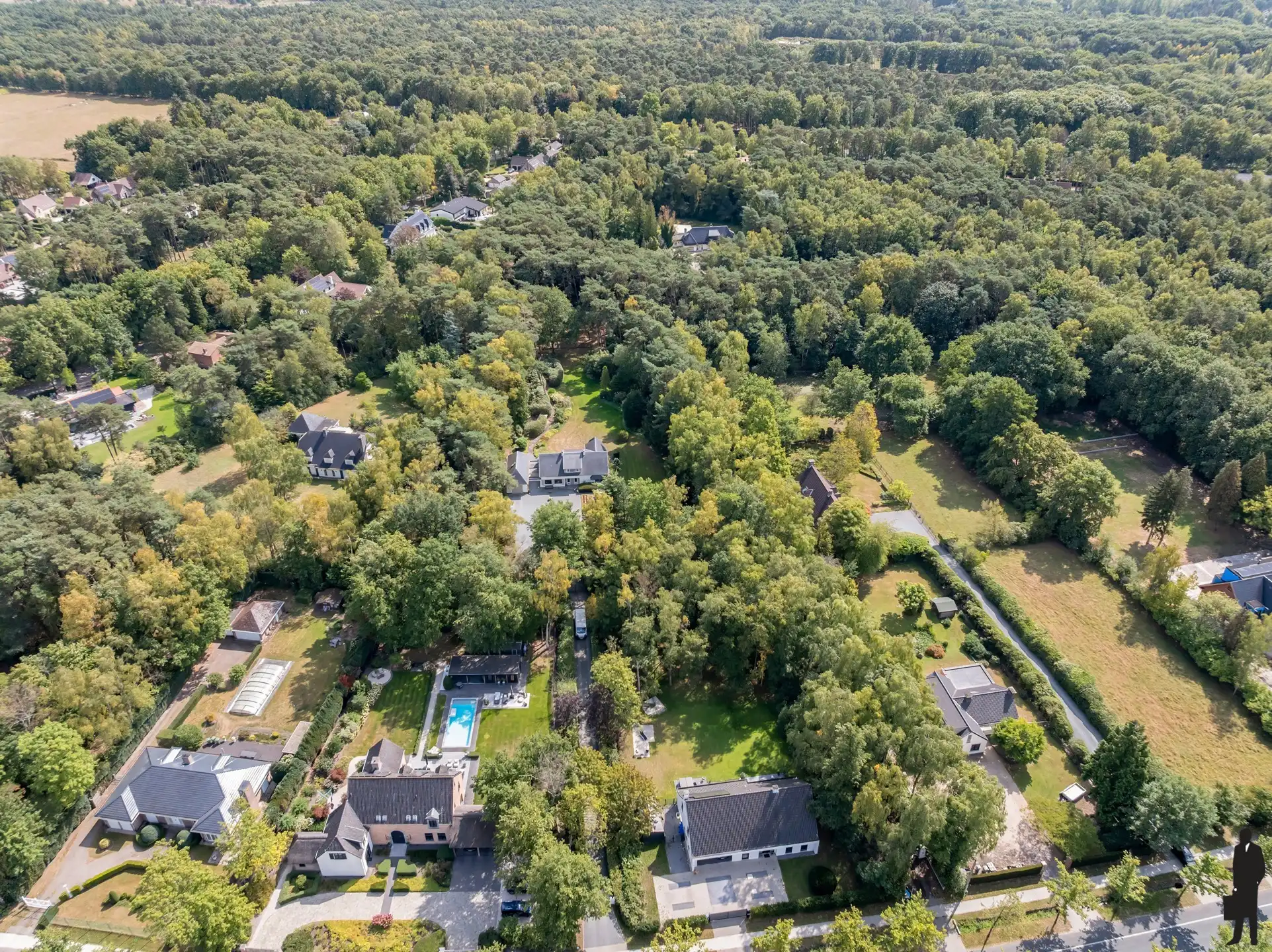 Exclusief landhuis op groen privé domein foto 19