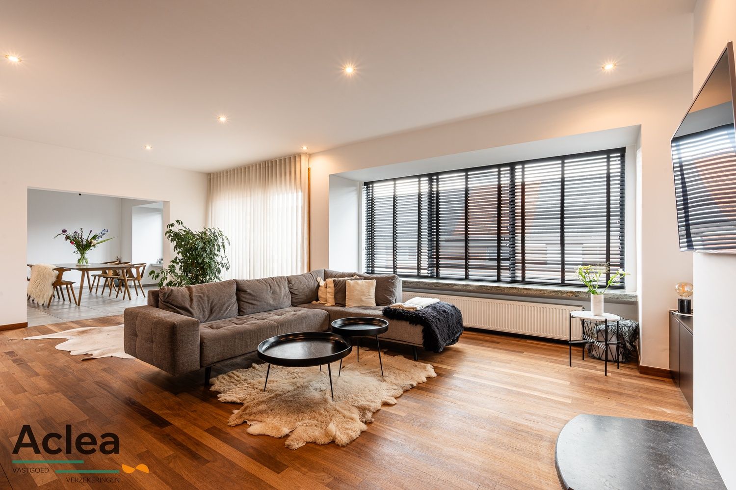 Prachtige duplex van 209m² met groot magazijn van 441m² én tuin foto 3