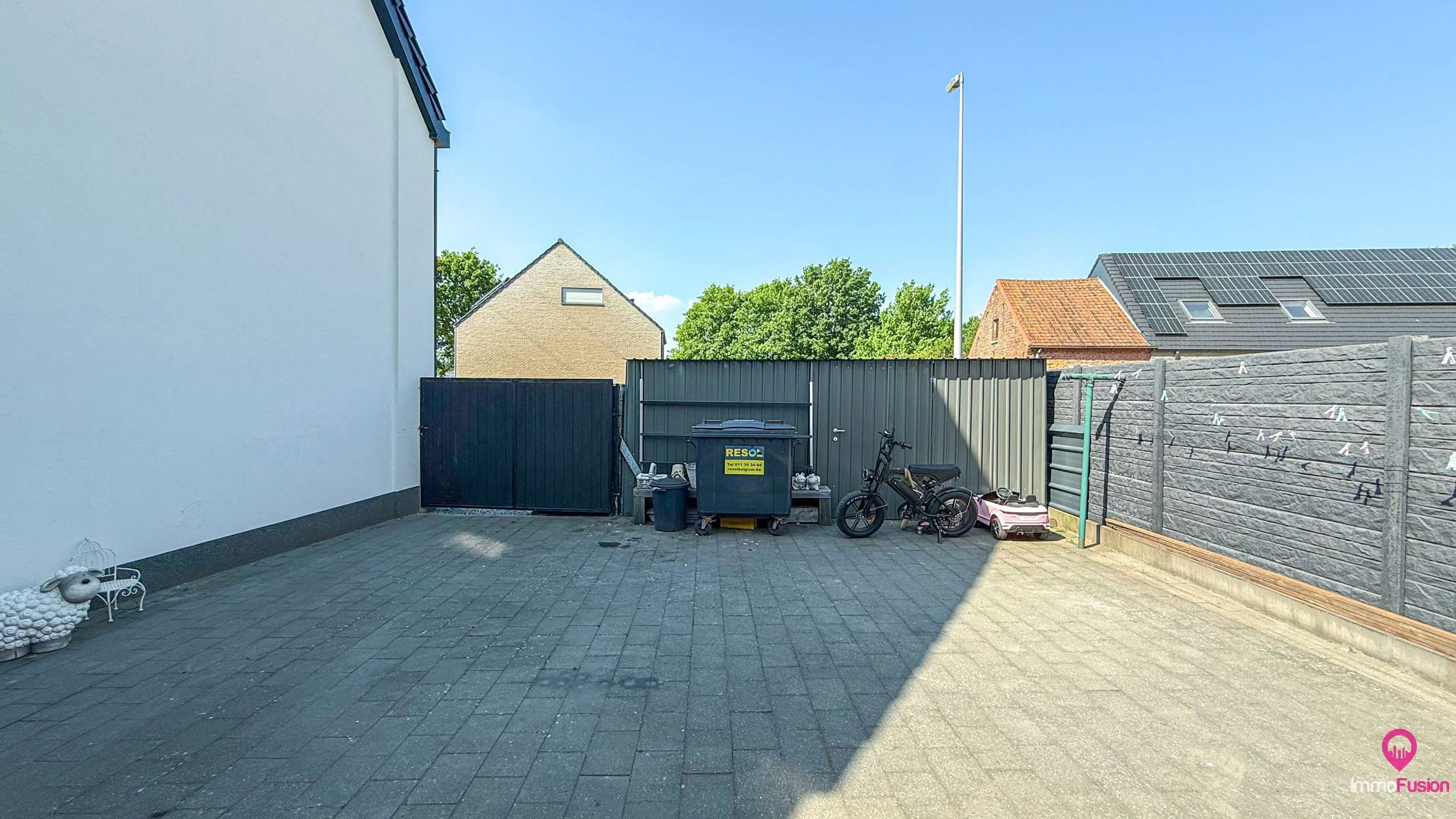 Instapklare woning met 5 slpks, rustig gelegen te Beringen! foto 38