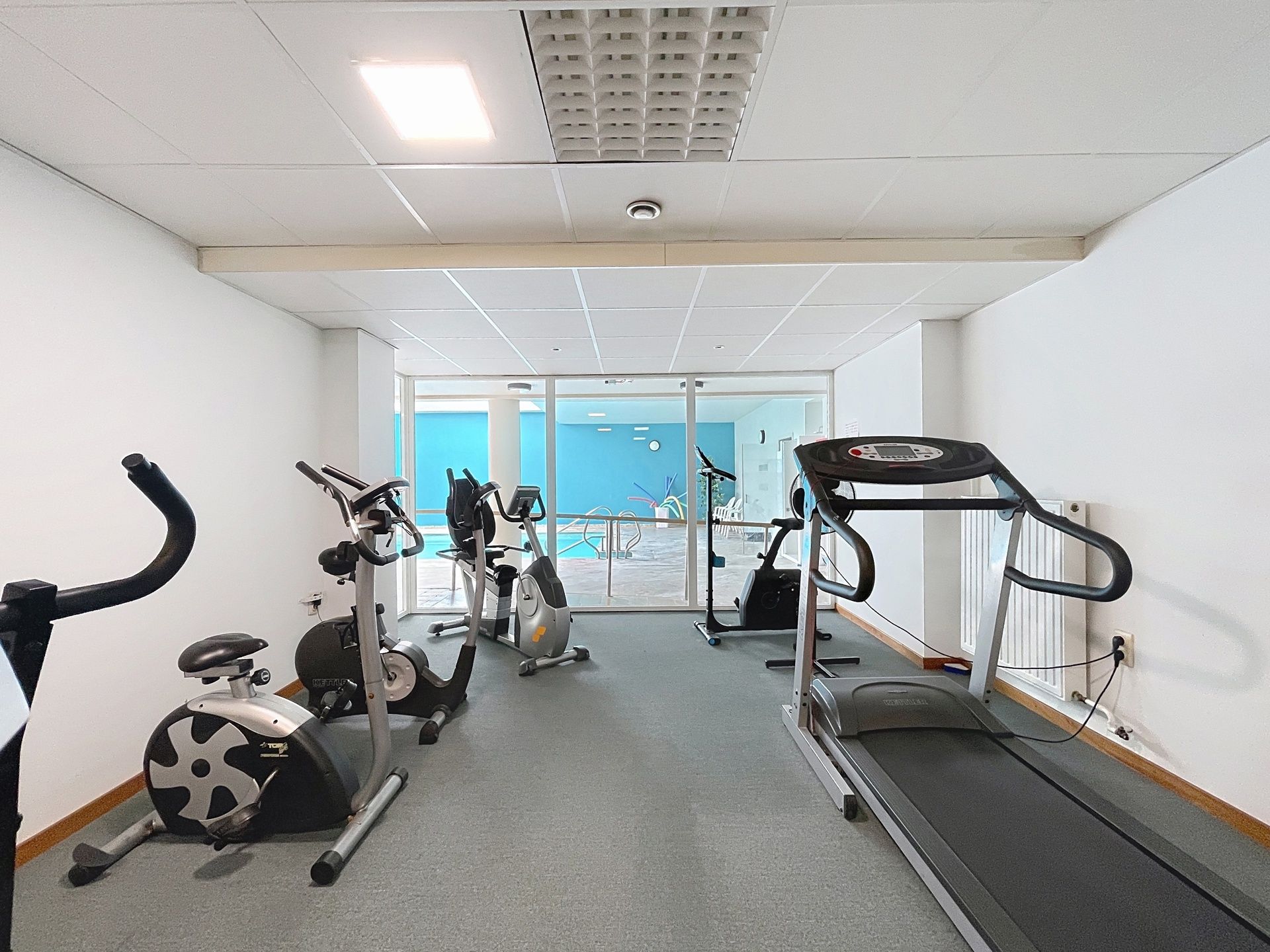 Ruim bemeubeld appartement te Sint-Denijs-Westrem foto 11