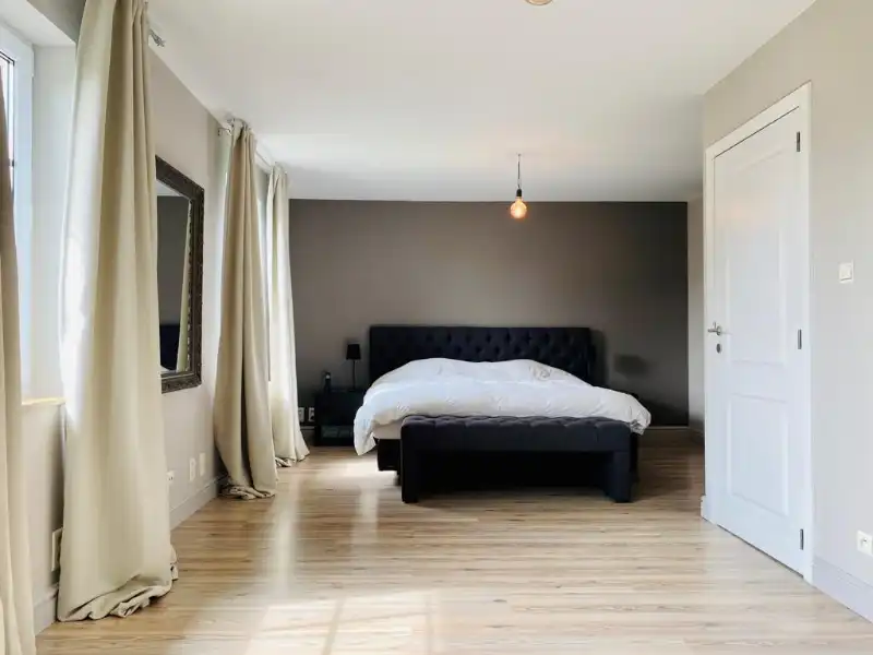 Prachtig afgewerkte 3 slpk-woning in een rustige woonwijk foto 12