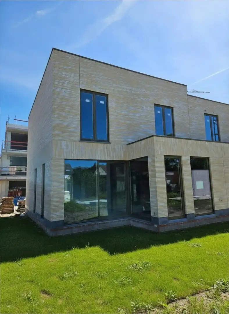 Woningen te koop in hartje Waregem! foto 2