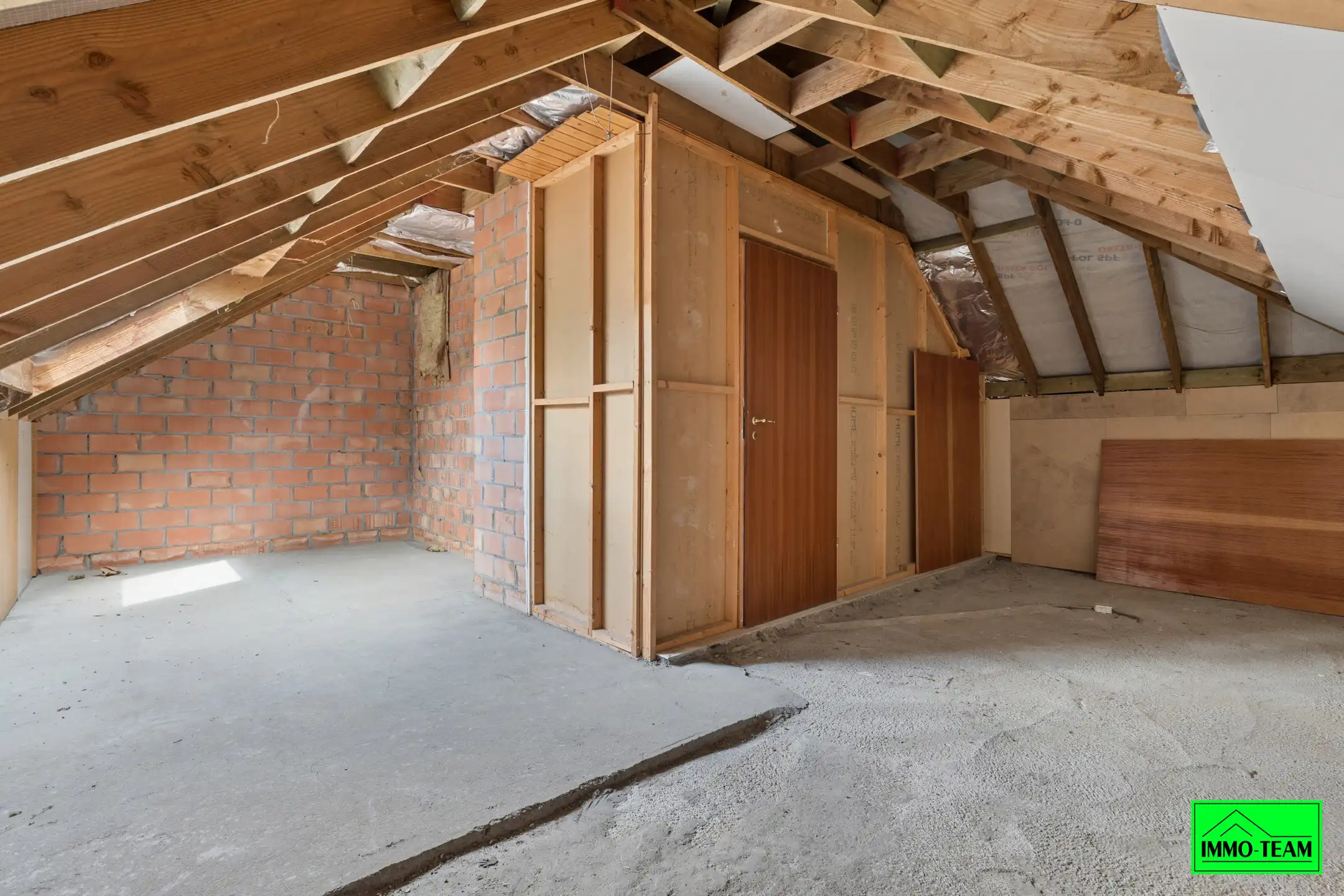 Gezellige 3-gevelwoning nabij dorpskern Iddergem foto 18