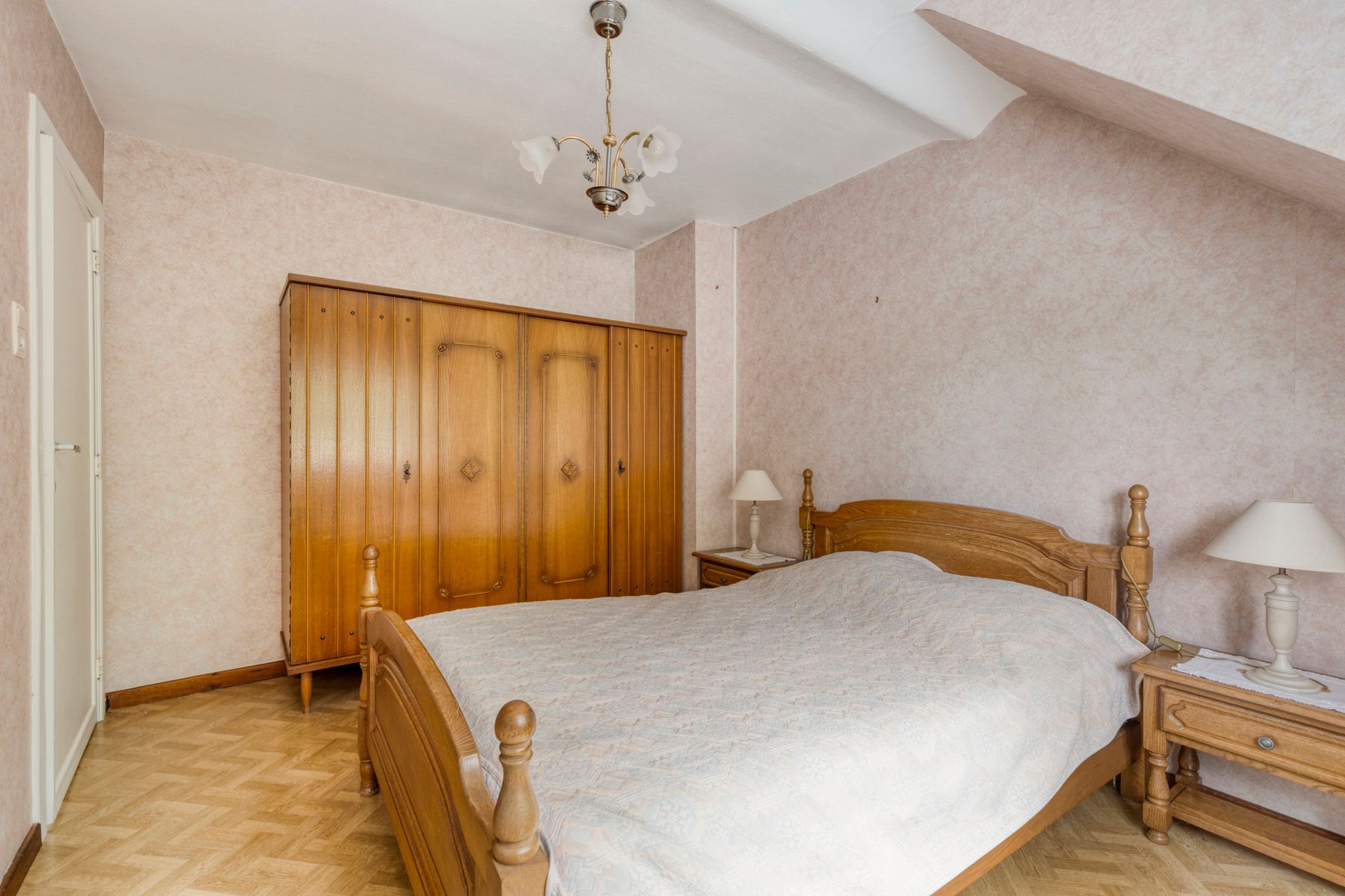 Te renoveren HOB op 9a 38ca met 3 slaapkamers! foto 16