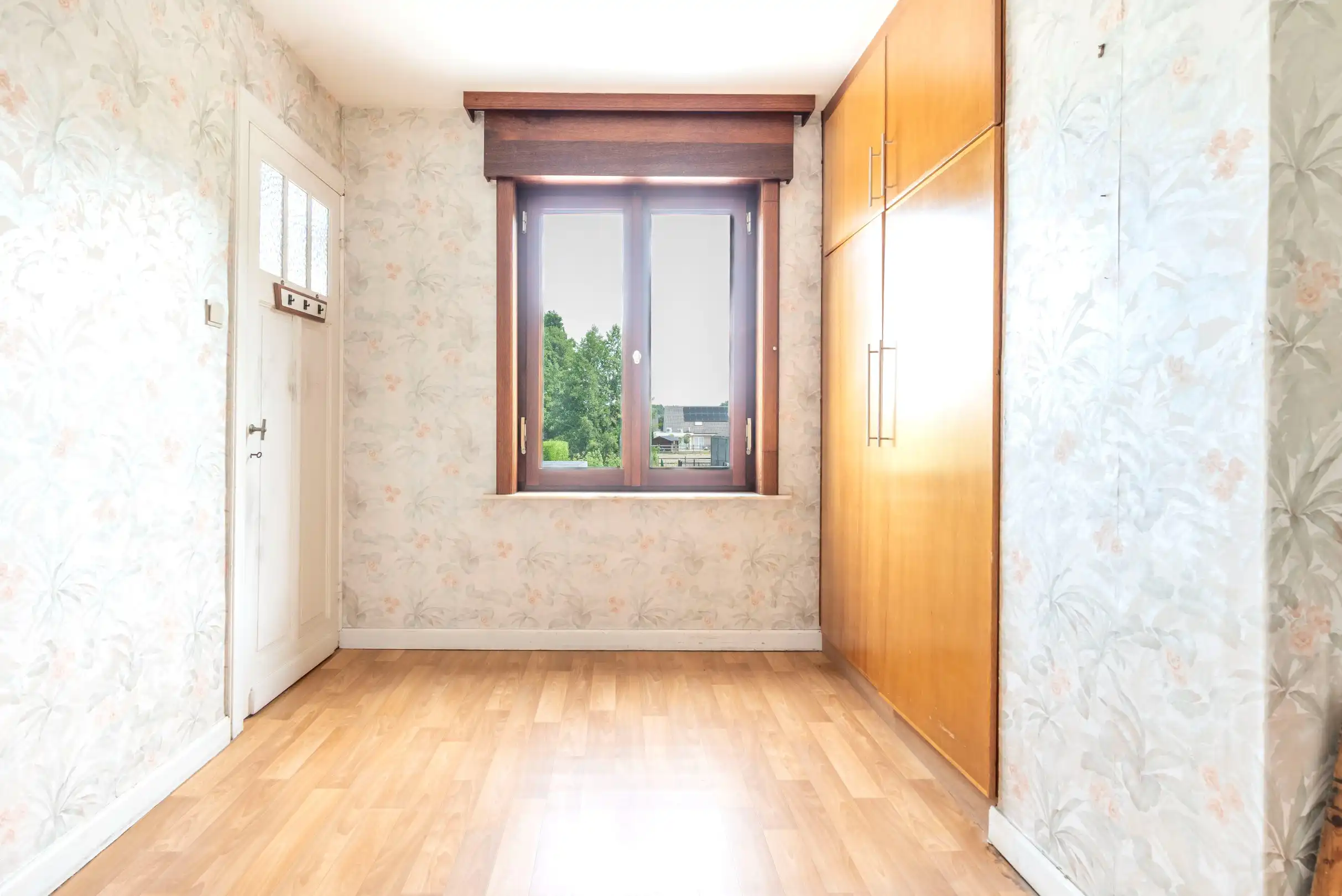 Goed onderhouden woning met garage, oprit en uitbreidingsmogelijkheden foto 17