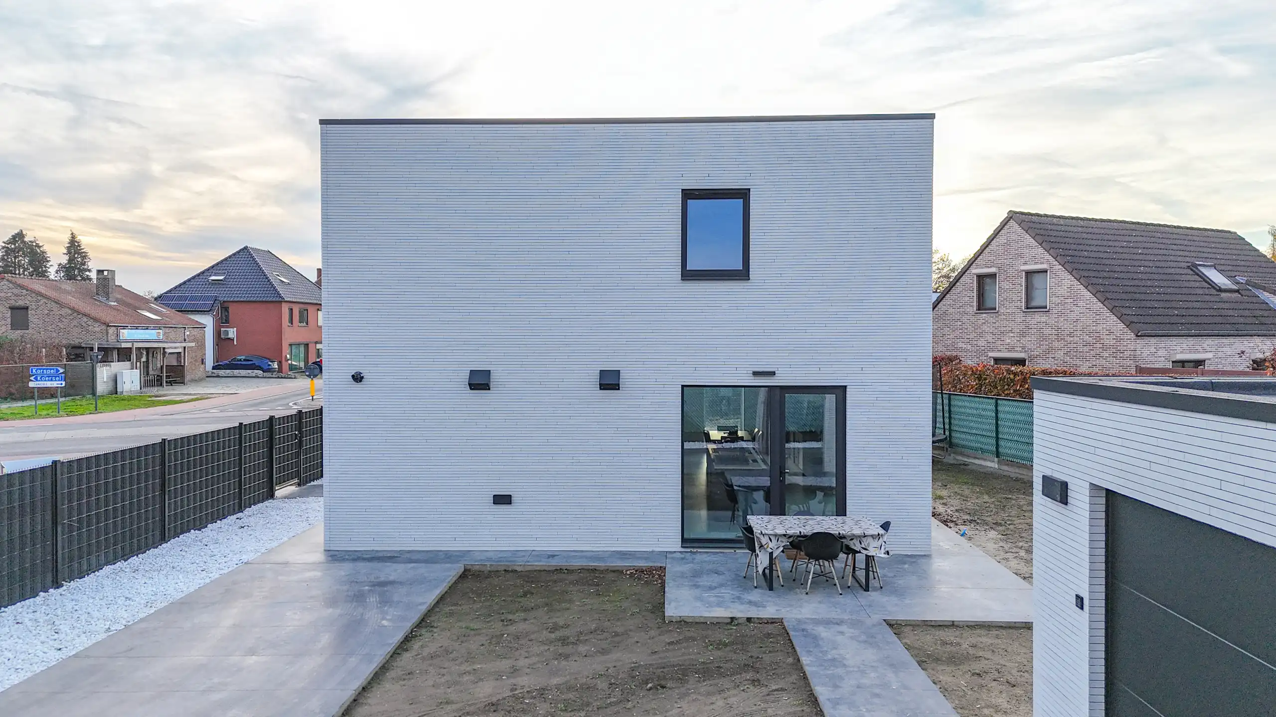 Open nieuwbouwwoning van 194m² met garage en E PEIL van -25! foto 32