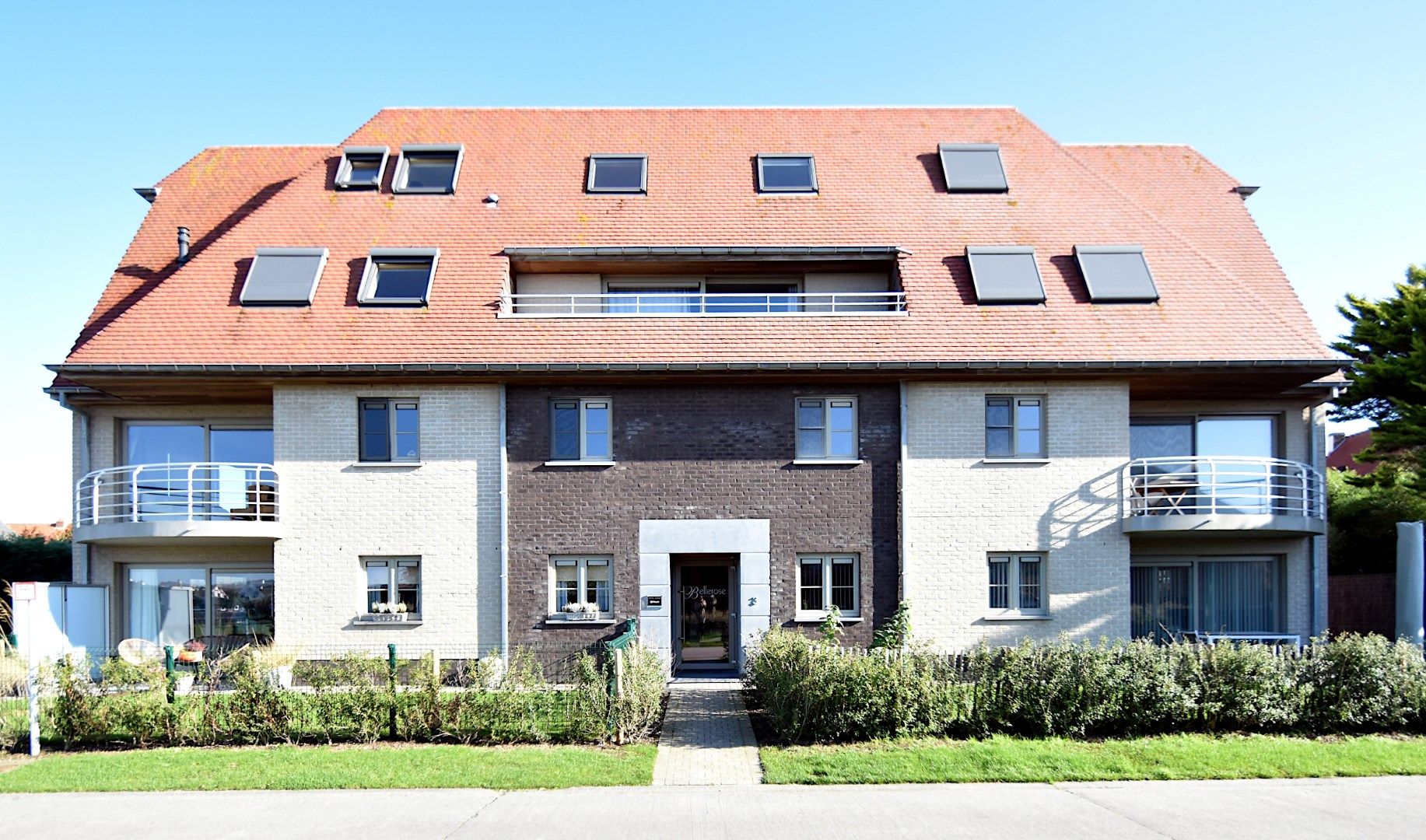 Stijlvol duplexappartement in moderne residentie foto 19