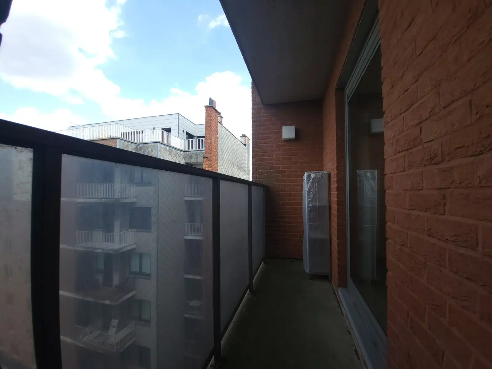 Appartement met 2 slaapkamers & 2 zonnige terrassen in Gent foto 13