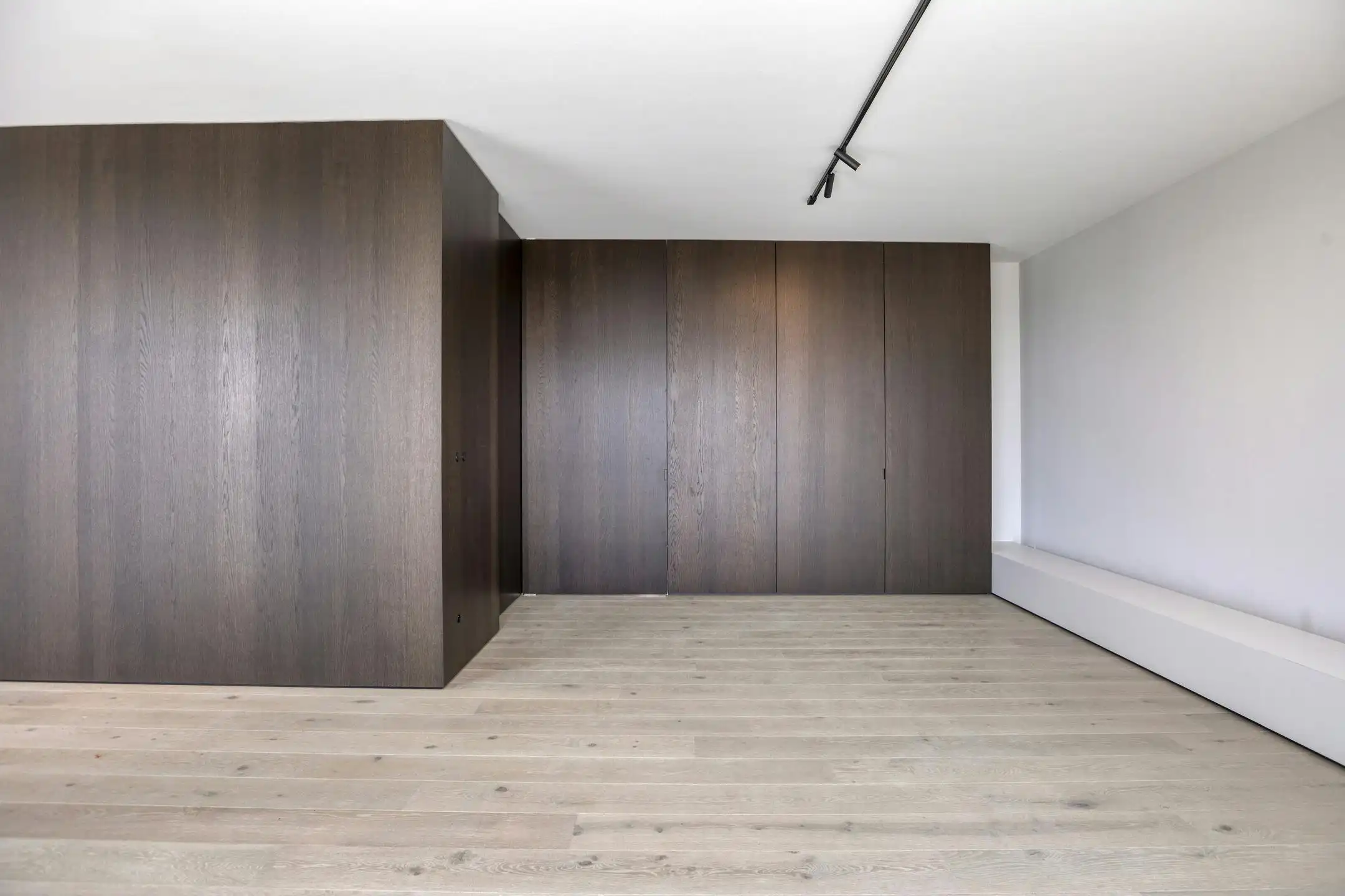 Ruim nieuwbouw appartement (147m²) met 3 slaapkamers foto 9