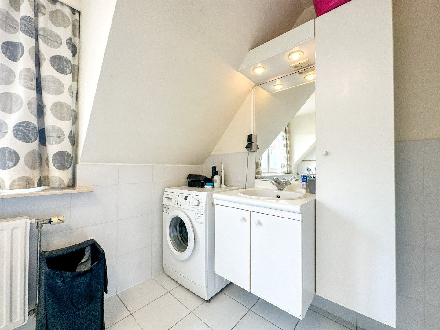 Verzorgd 1-slpk appartement, rustige ligging te Torhout foto 10