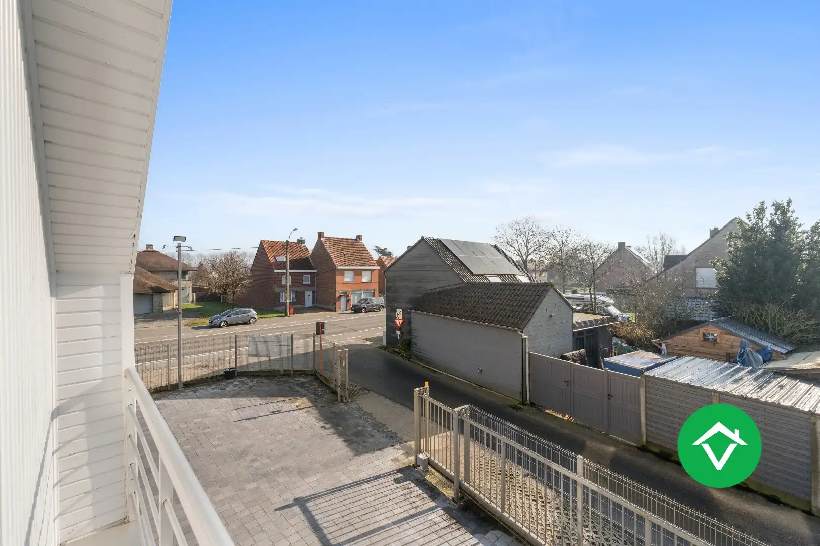 Functionele woning met drie slaapkamers, garage en ruime oprit te Ichtegem foto 24