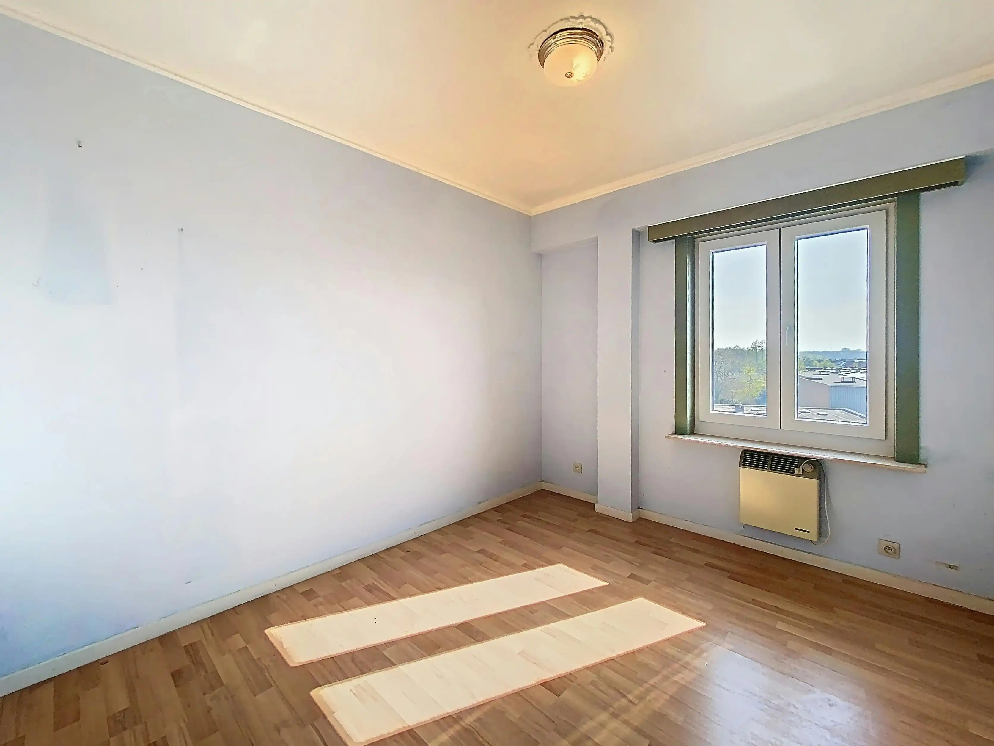 Appartement met 3 slaapkamers en garage te koop in Eeklo foto 9