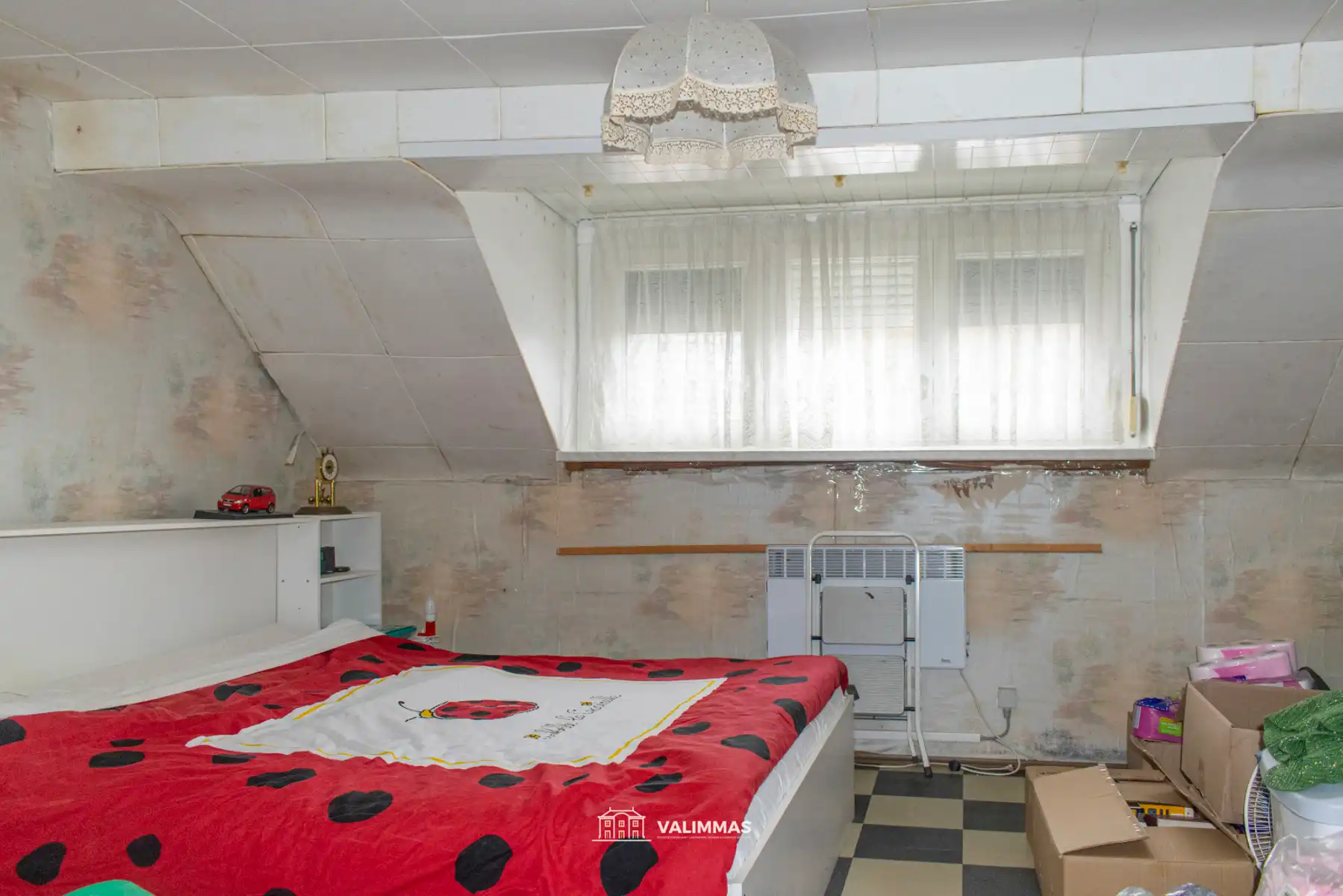 Een rijwoning met tuintje, nabij het centrum van Asse... foto 7