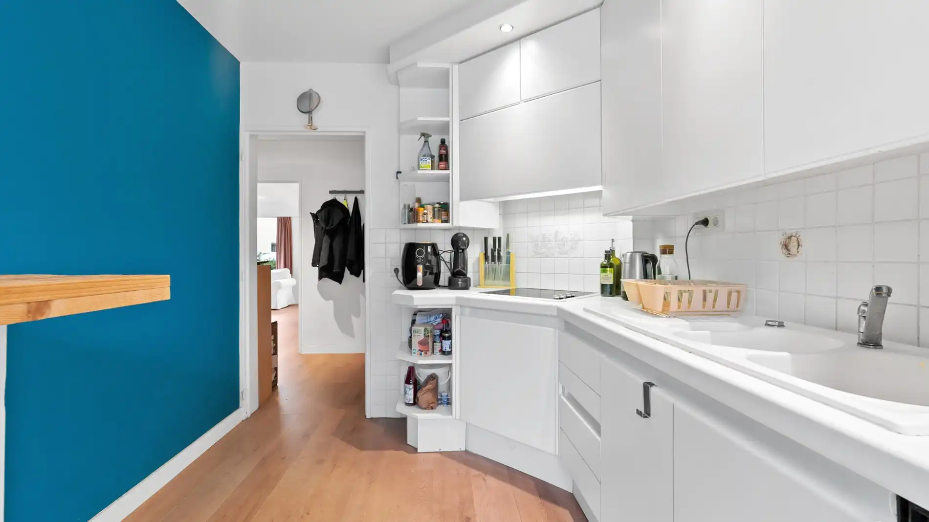 KESSEL-LO instapklaar 1 SLK app incl garage foto 9