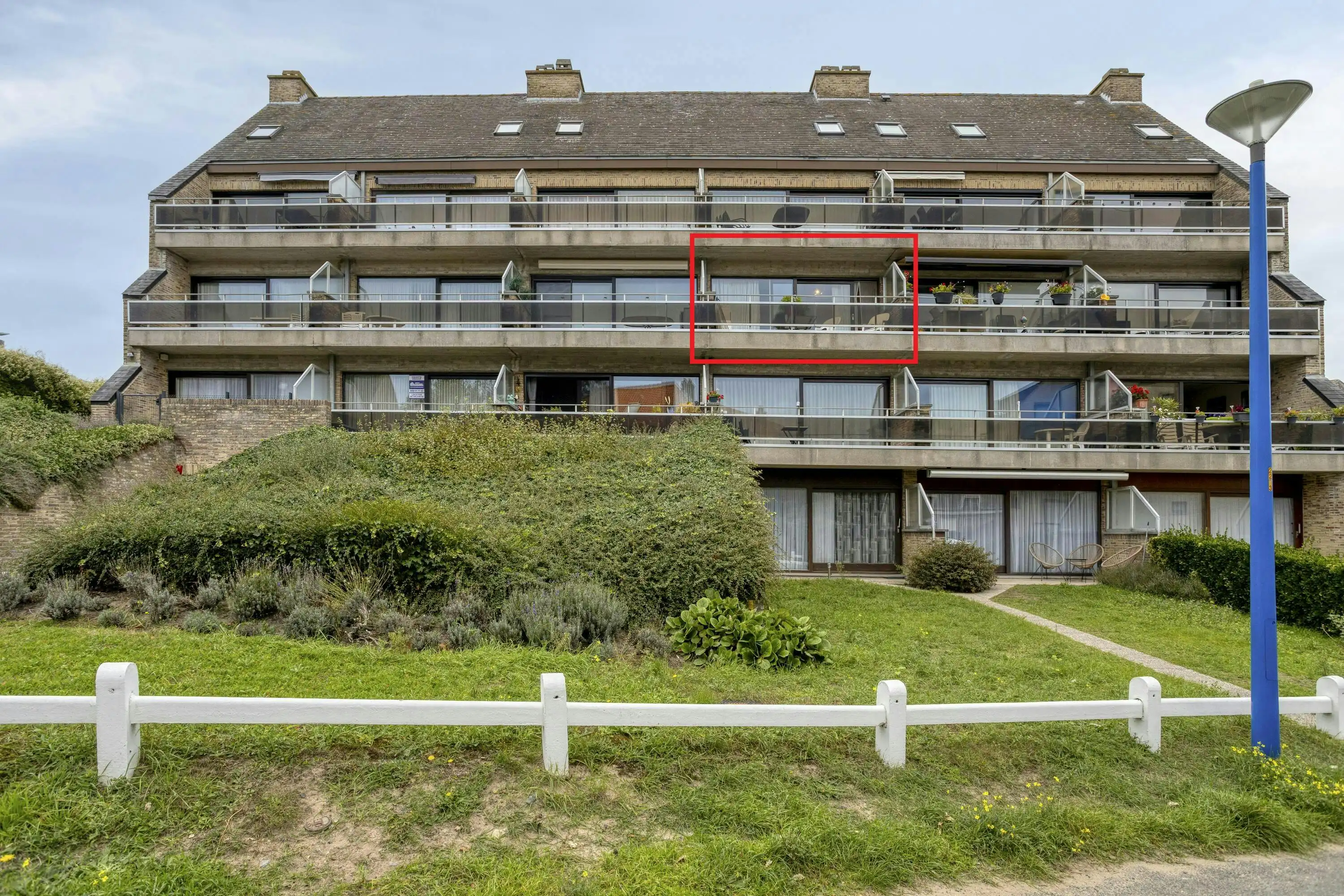 Appartement met 2 slaapkamers vlakbij zee in Koksijde foto {{pictureIndex}}