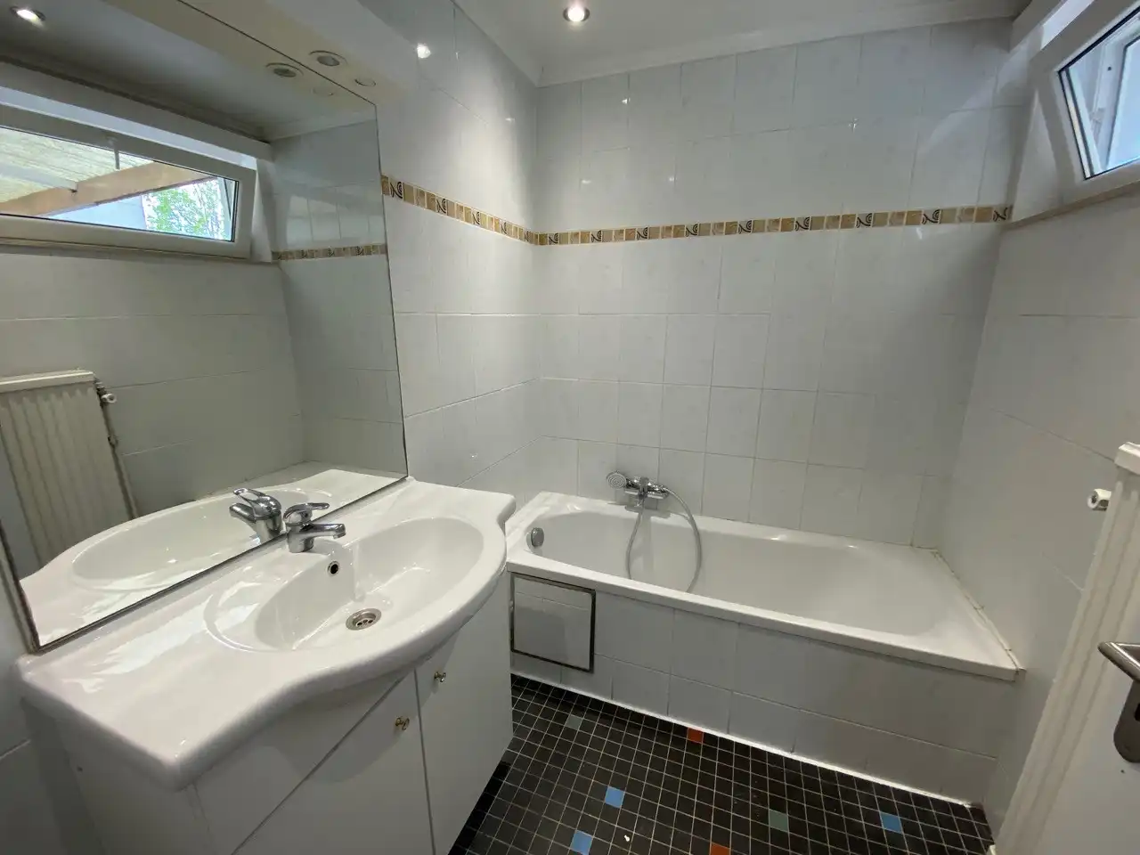 Uniek aanbod: Handelswoning met duplex en potentieel! foto 18