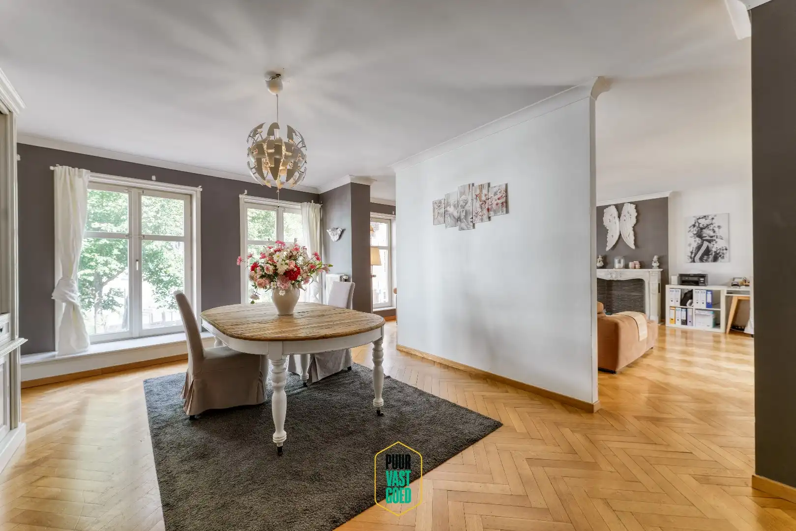 Riant appartement en studio boven grote handelsruimte  foto 21