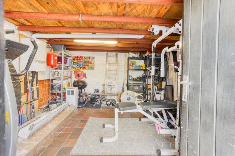 GERENOVEERDE HALFOPEN BEBOUWING IN RUSTIGE EN KINDVRIENDELIJKE WIJK – WIELSBEKE foto 22