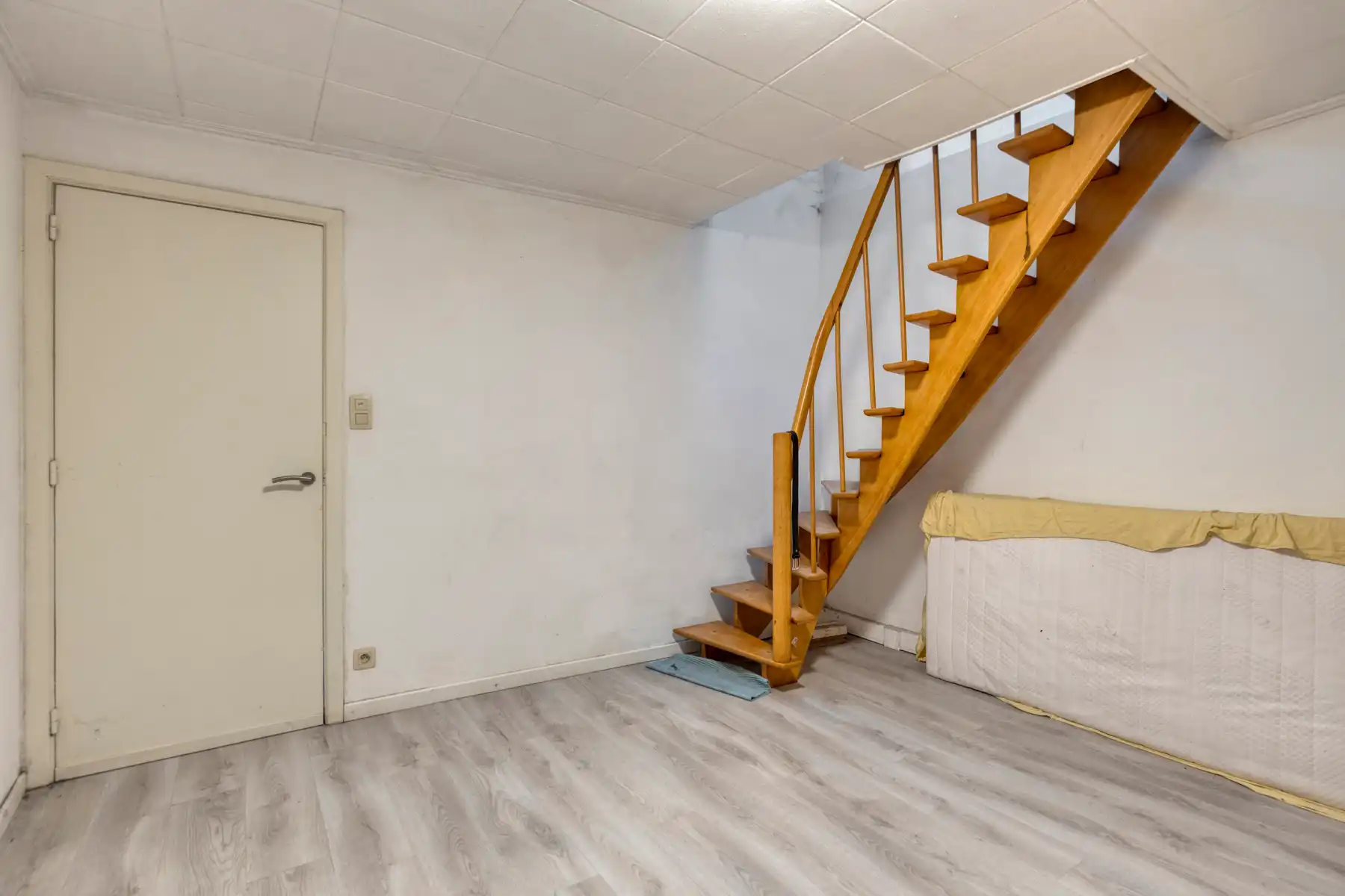 Centraal gelegen woning met handelsruimte foto 10
