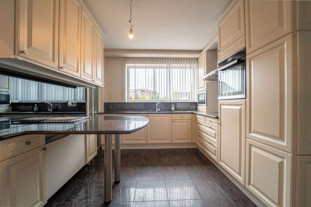 Wonen op de geliefde Erasmuslaan in Hasselt: ruimte, comfort en mogelijkheden foto 8