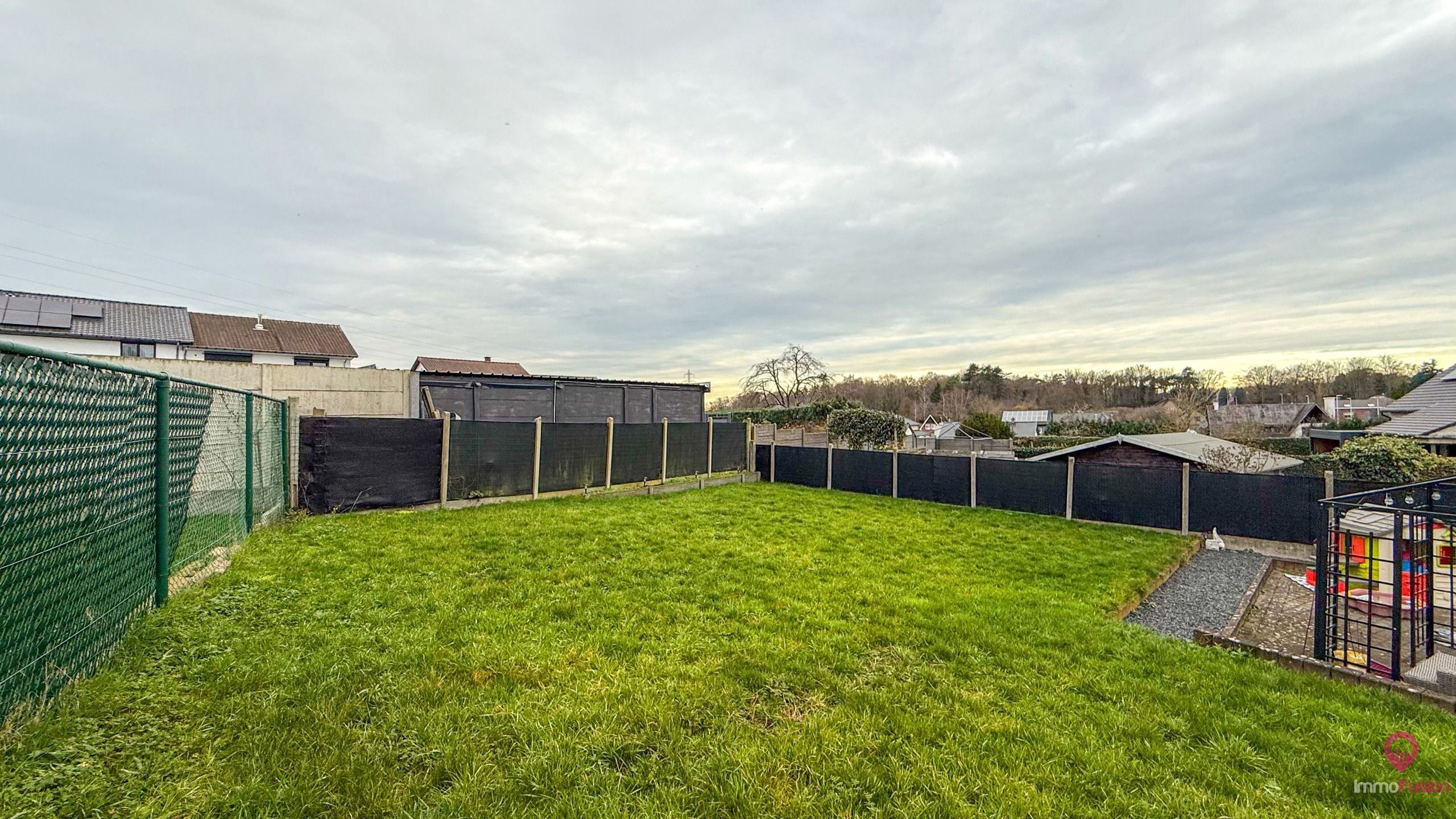 Woning 4 slpk met commerciële vergunning op centrale ligging foto 45