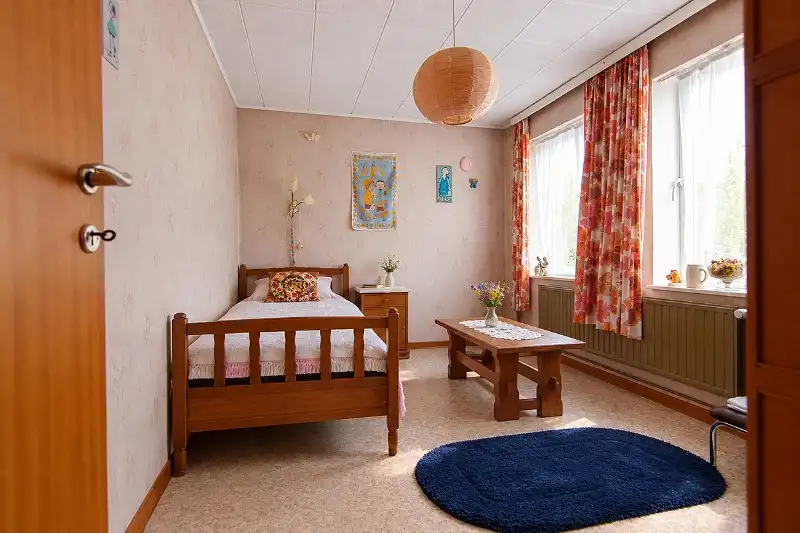 TE RENOVEREN WONING OP RUIM PERCEEL VAN BIJNA 12 ARE HALFOPEN BEBOUWING MET VEEL RUIMTE EN UITBREIDINGSMOGELIJKHEDEN foto 14