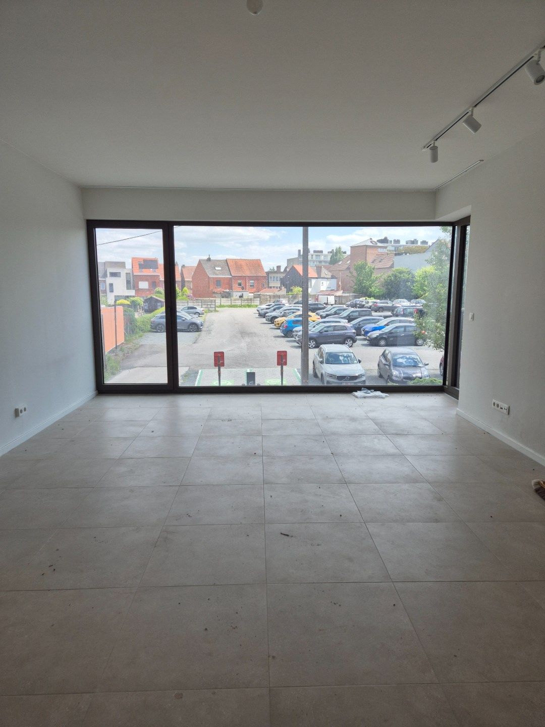 Appartement met 1 slaapkamer en terras. foto 3