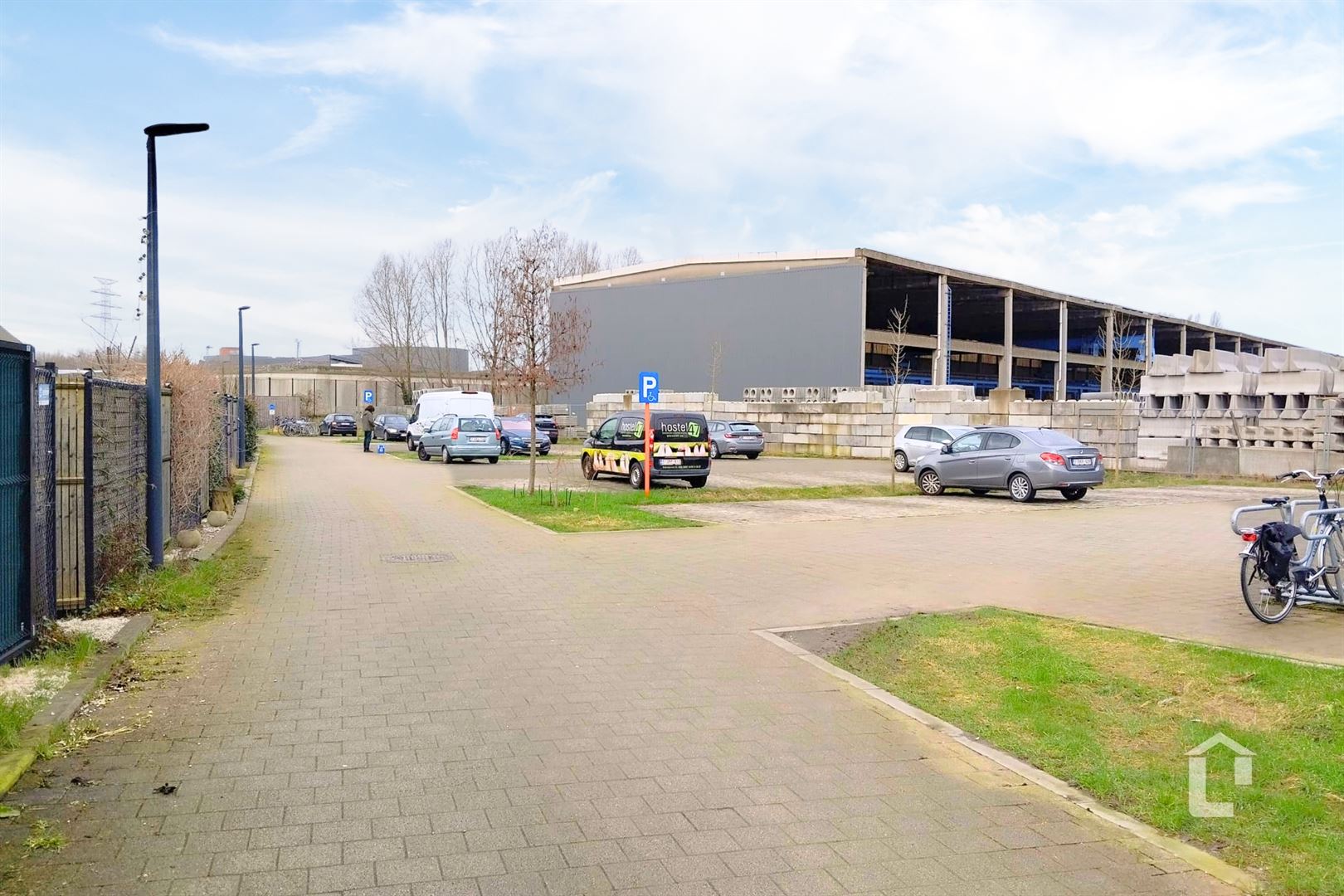 Instapklare, gerenoveerde woning tussen Wondelgem en Gent foto 13