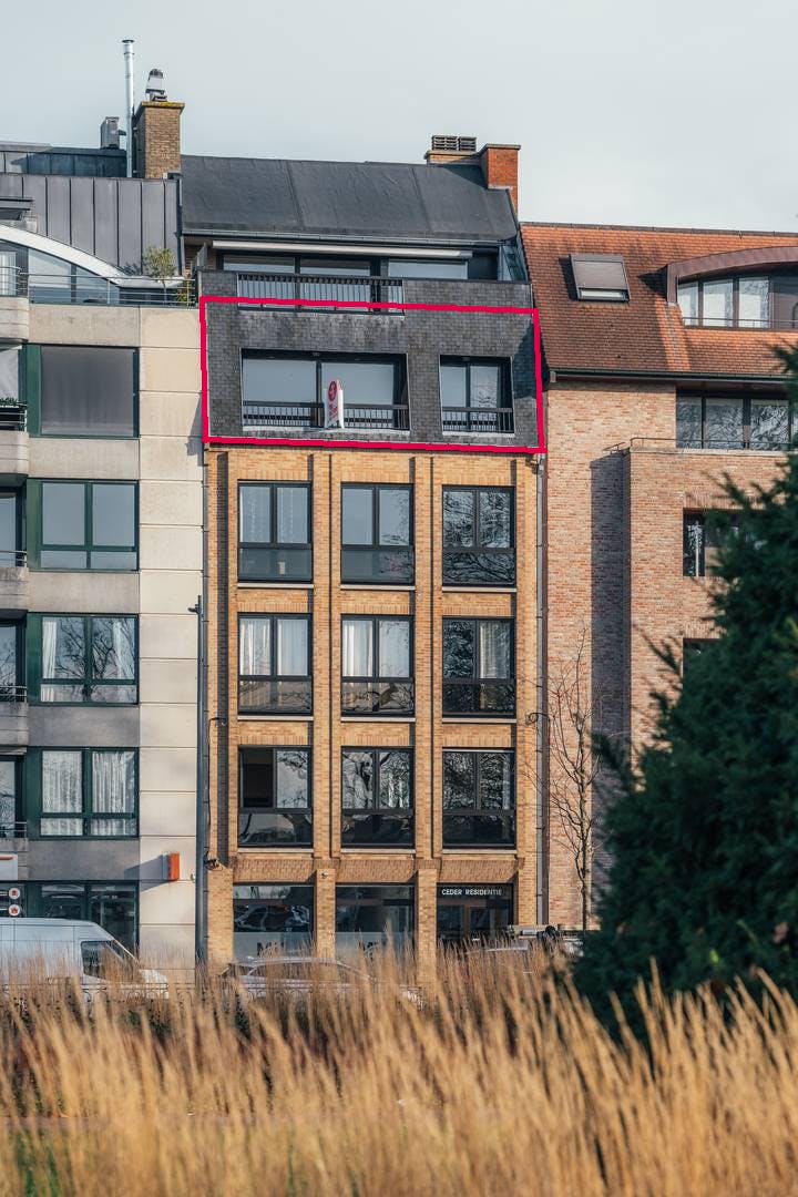 Instapklaar appartement met perfect ZW-oriëntatie in Ieper  foto 20