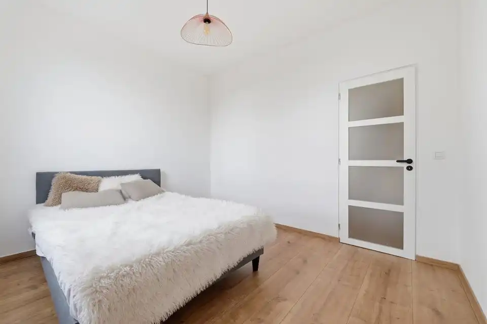 KNUSSE GEZINSWONING MET 3 SLKS IN HET LANDELIJKE KORTIJS foto 22