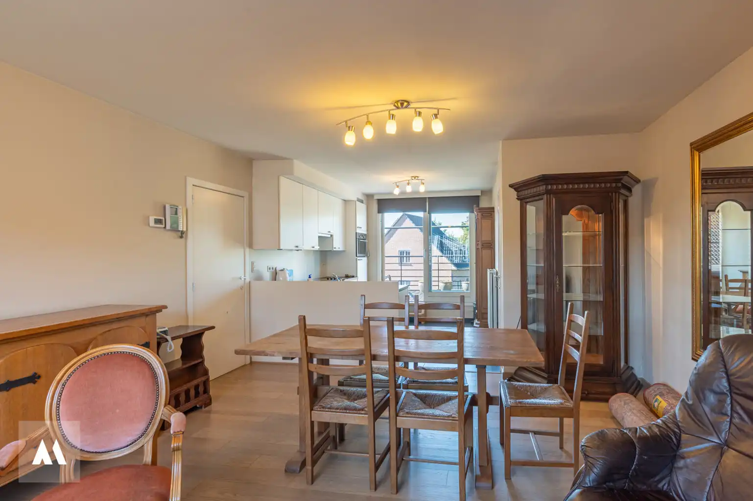 Appartement met twee slaapkamers foto 5