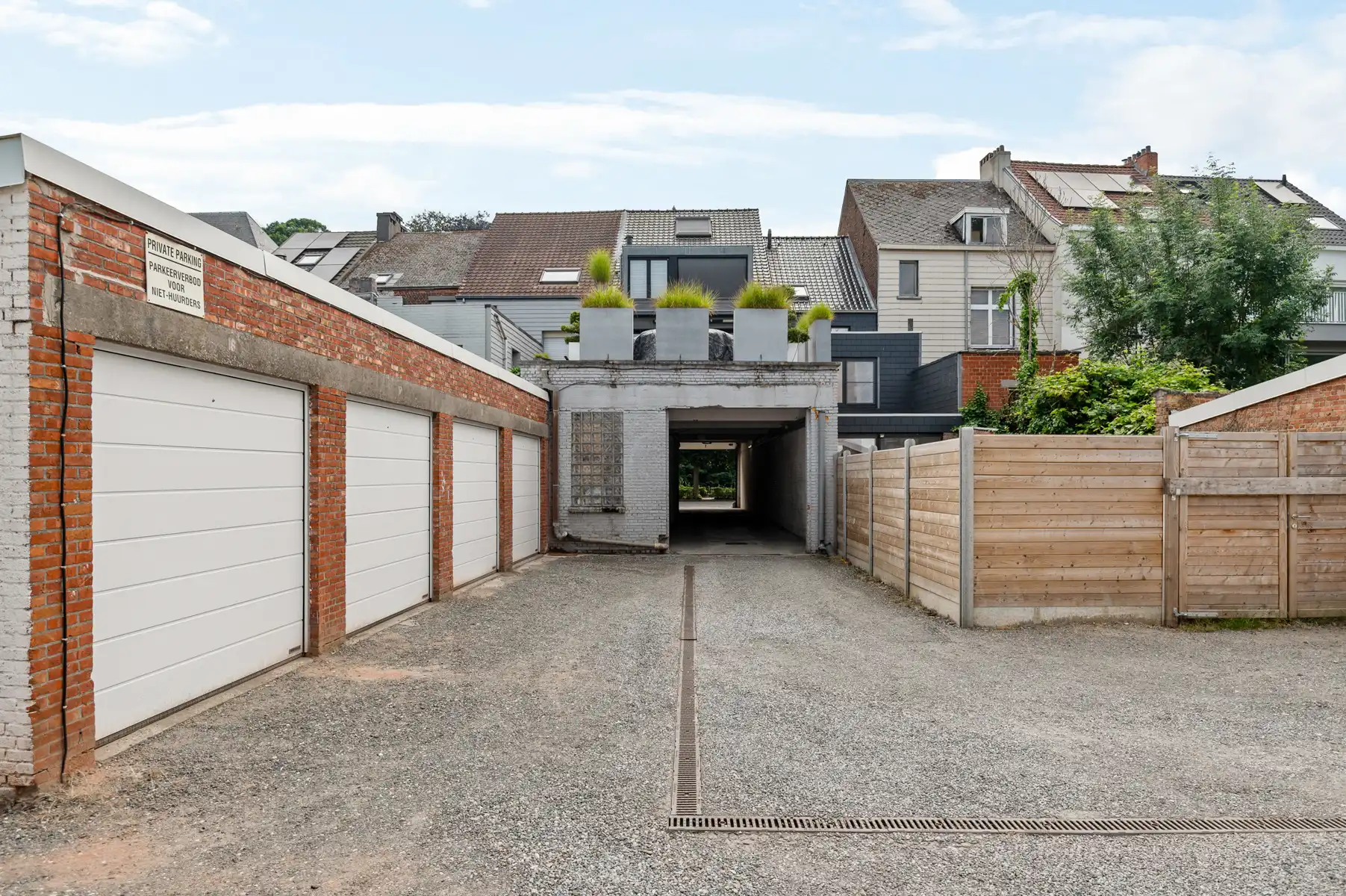 Garageboxen met maximaal laadvermogen in het centrum.  foto 10