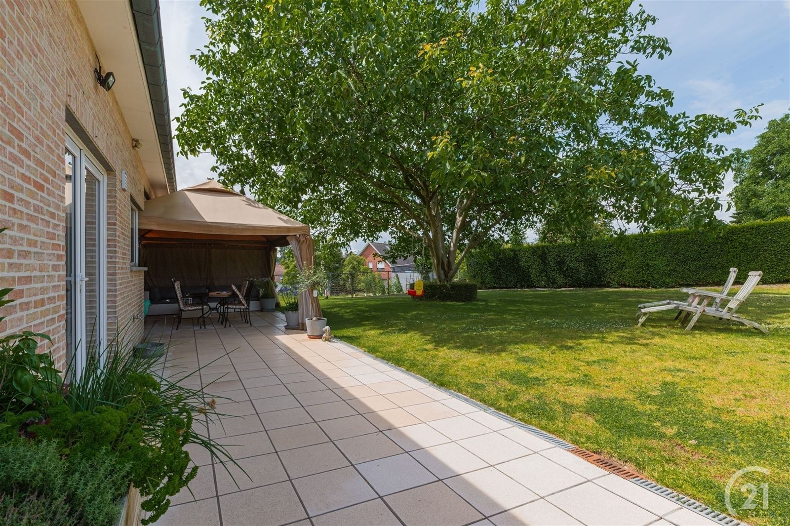 Exclusieve, energiezuinige villa op mooi perceel van 8a14 foto 5