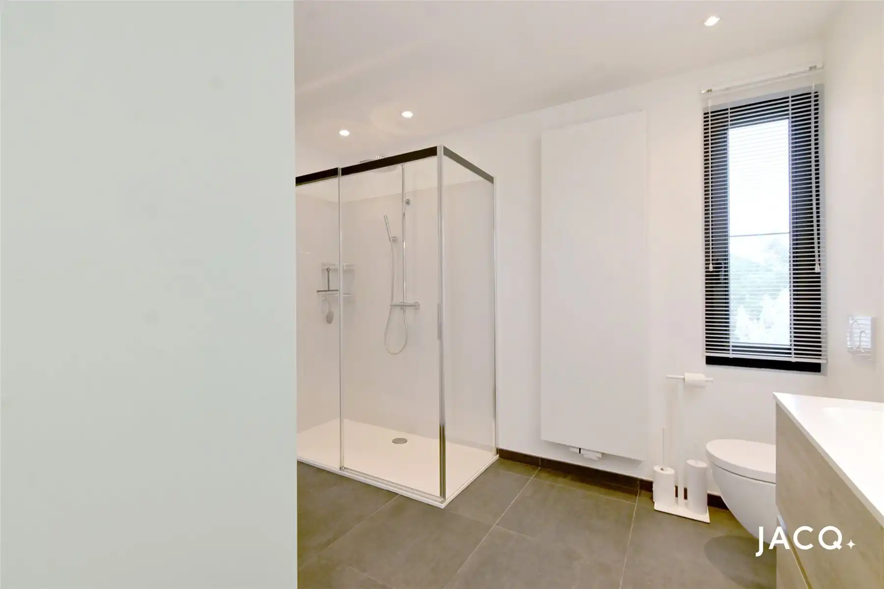 Charmante villa met 4 à 5 slpk's op een perceel van 1592m²! foto 17