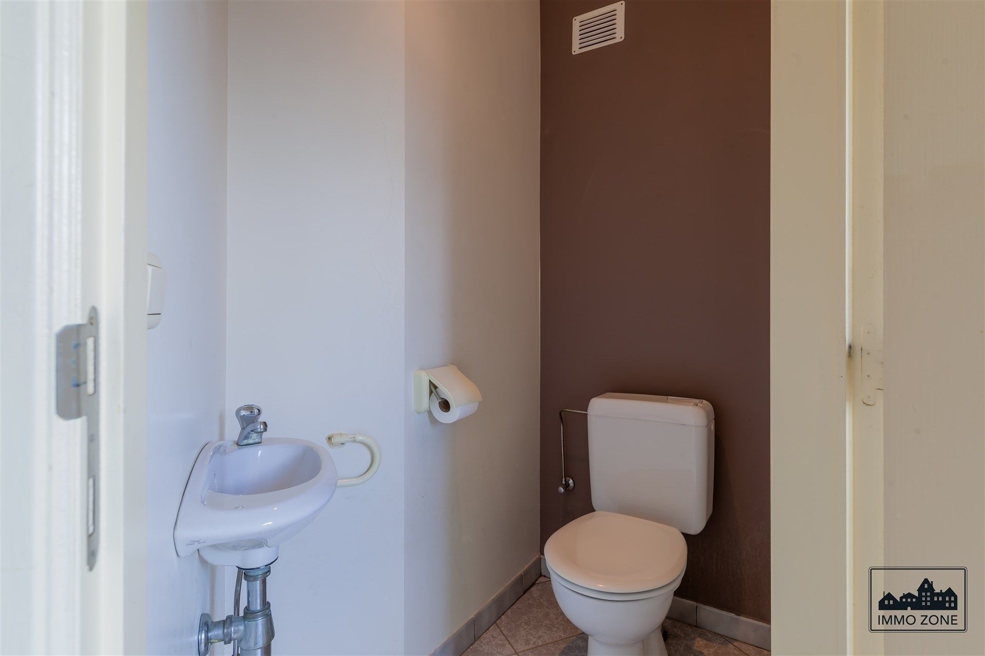 Top appartement centrum Laarne, met staanplaats! foto 16