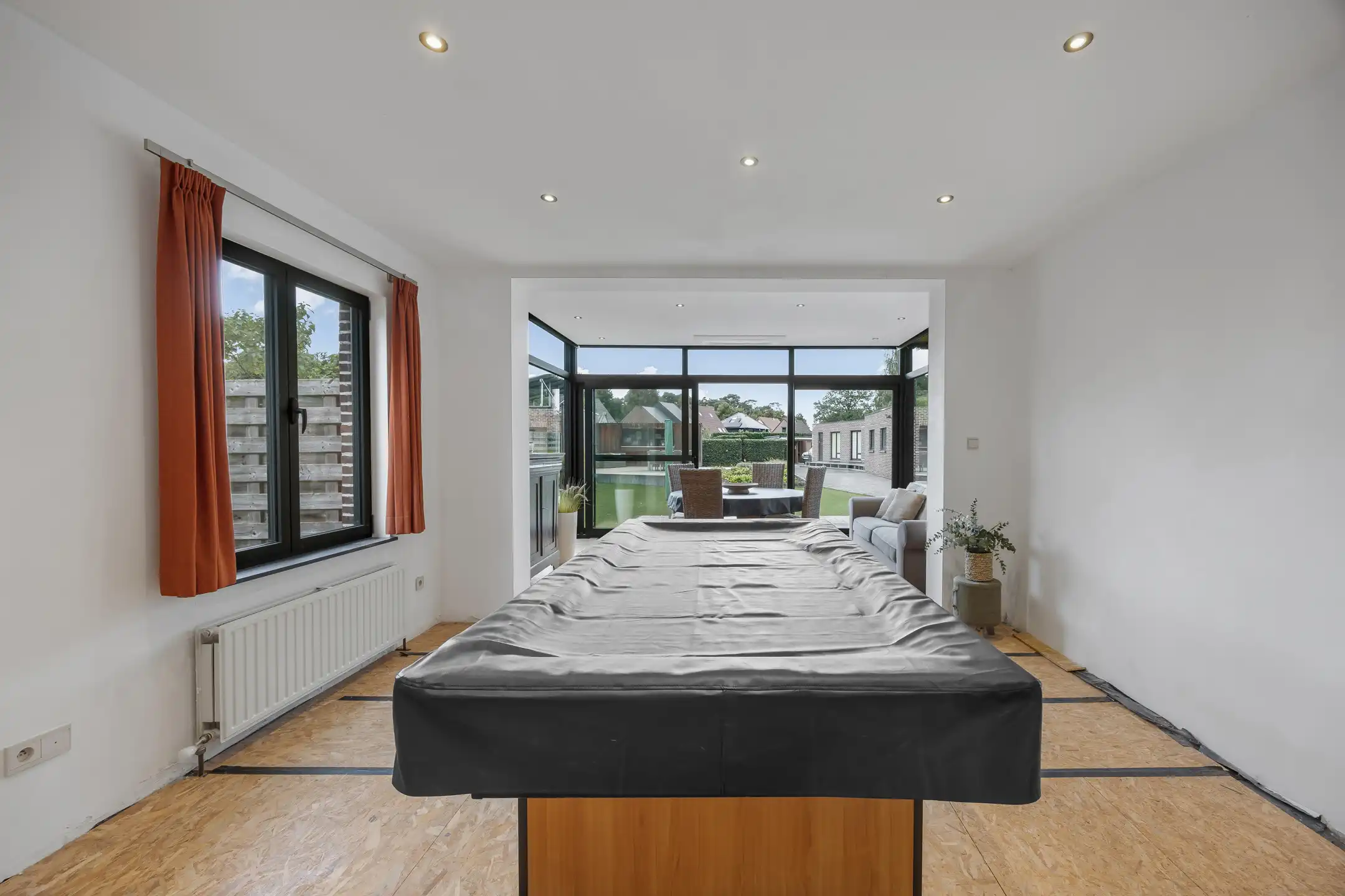 Grotendeels gerenoveerde woning met veel mogelijkheden foto 4